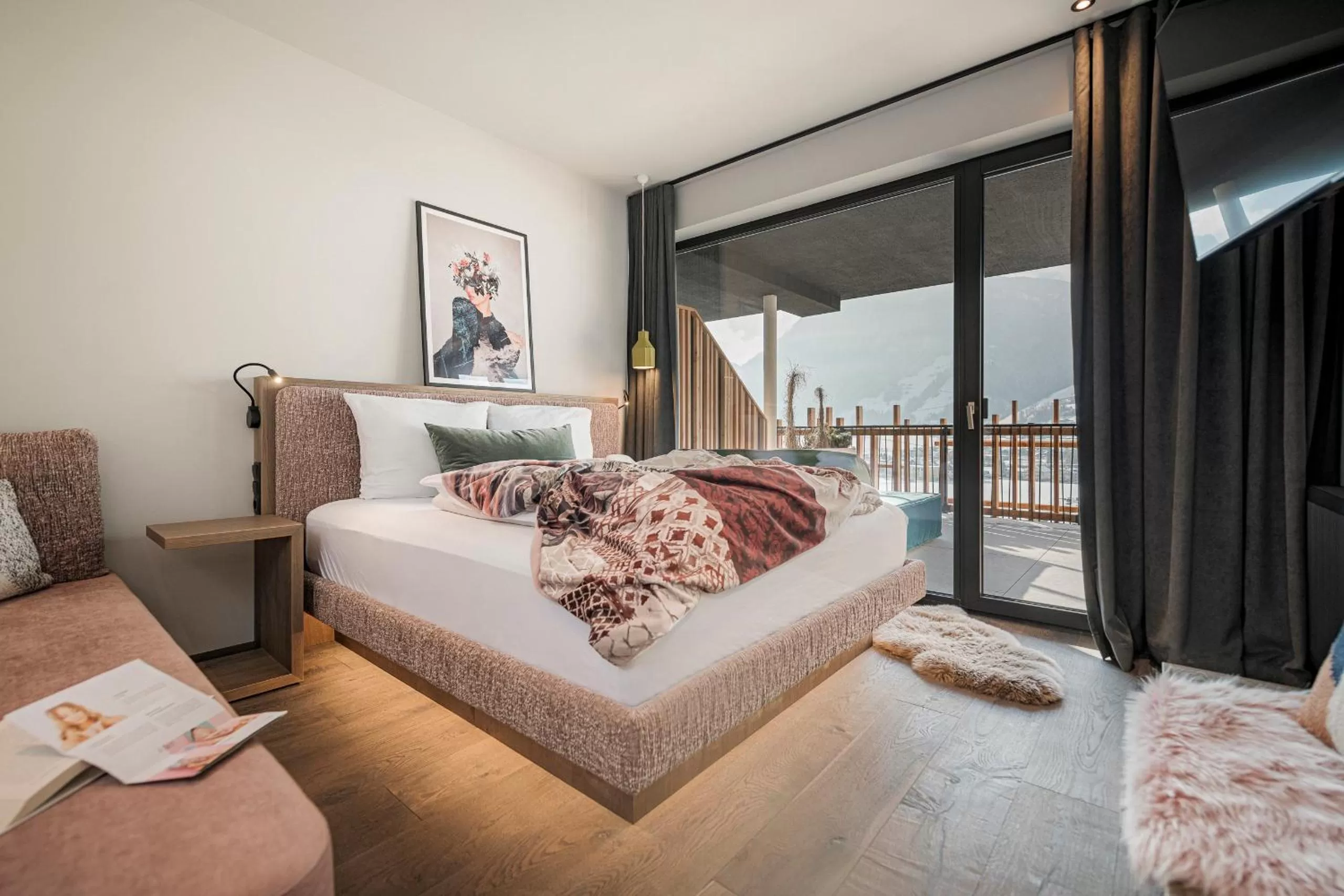 Superior King Room in Coolnest