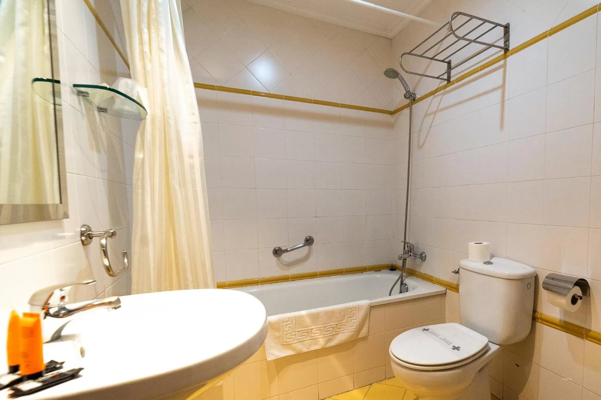 Bathroom in Hotel Silva