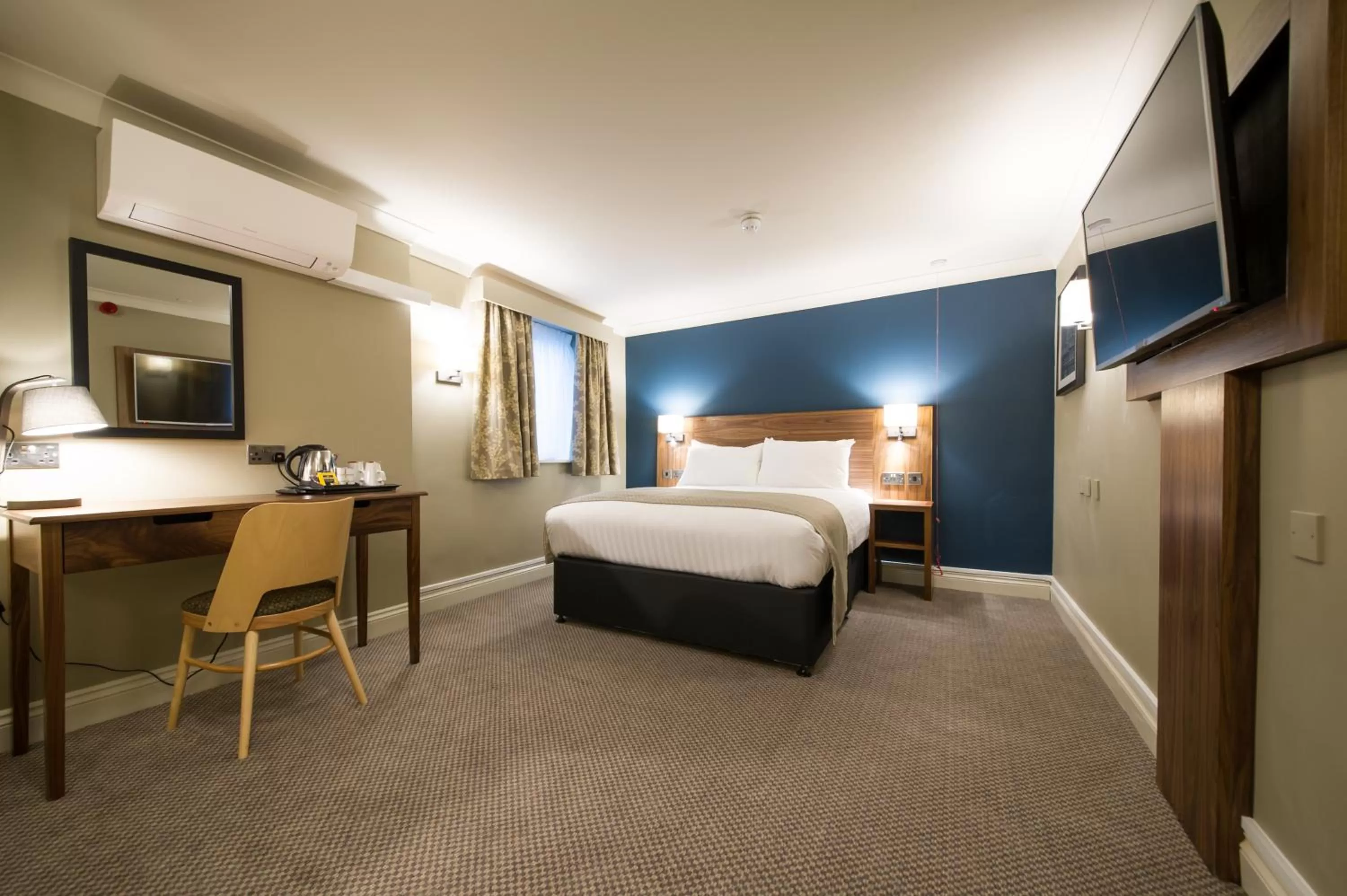 Bed in Toby Carvery Beckenham by Innkeeper's Collection