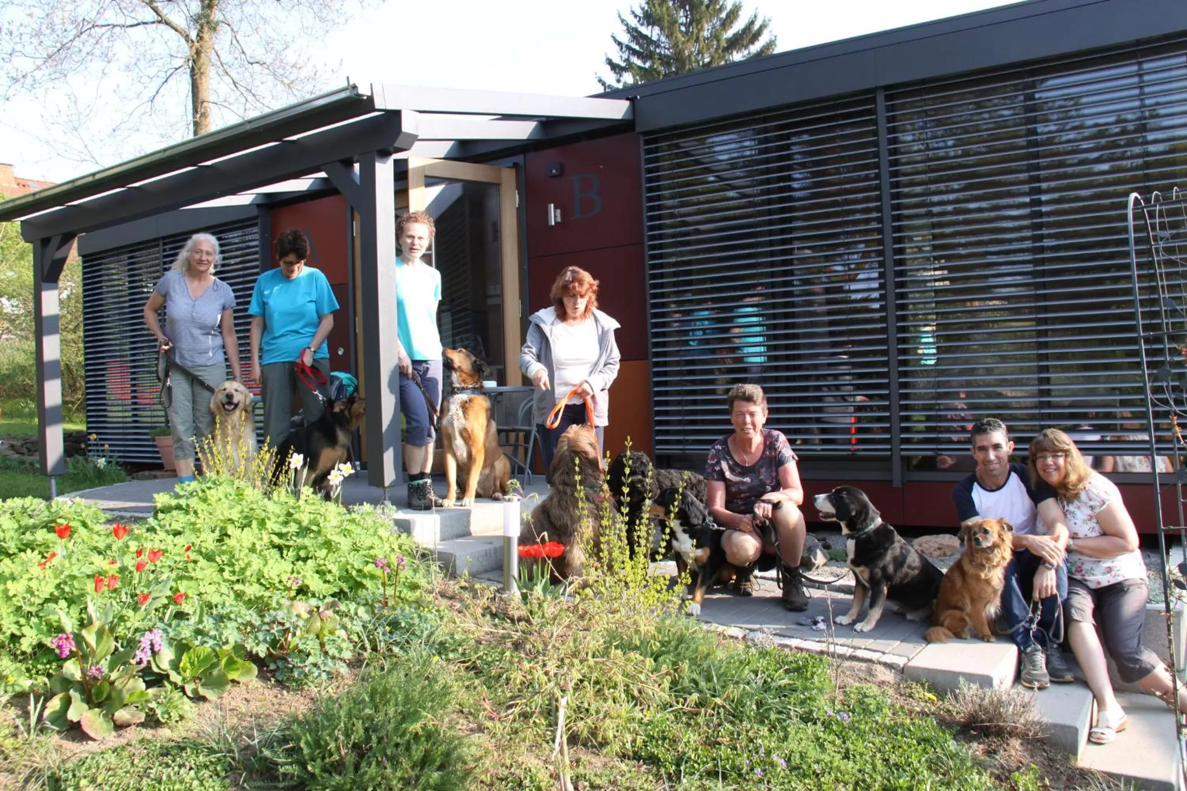 group of guests in mein kleinHOTEL