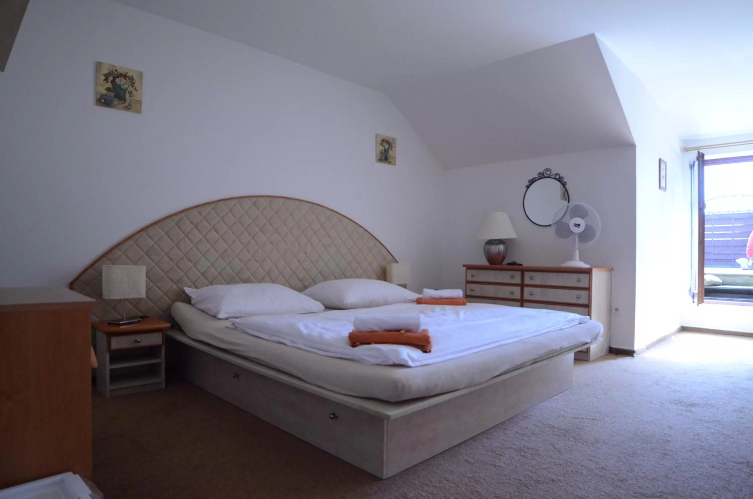 Bed in Hotel Le Café