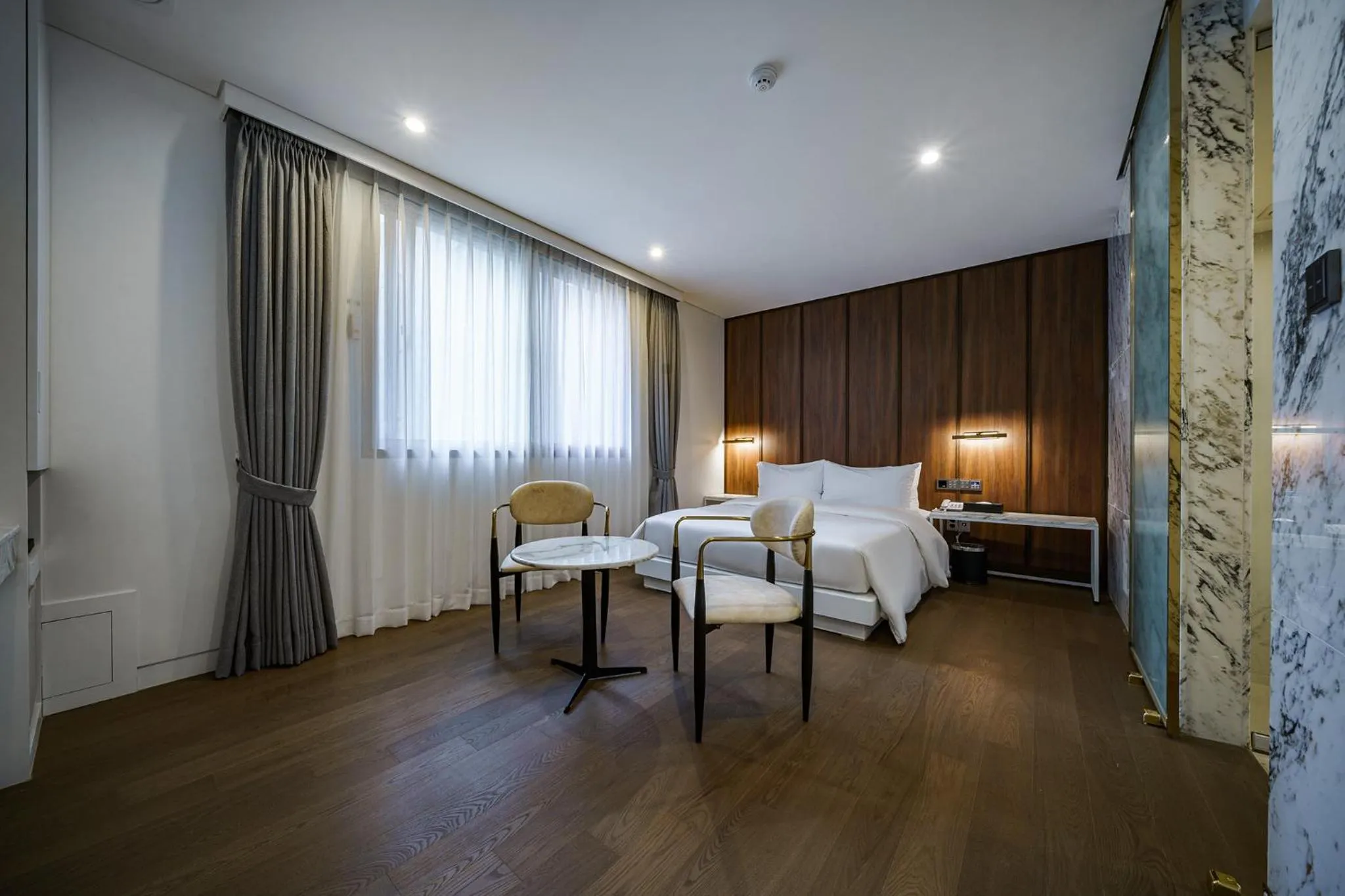 Photo of the whole room, Bed in Amare Hotel Jongno