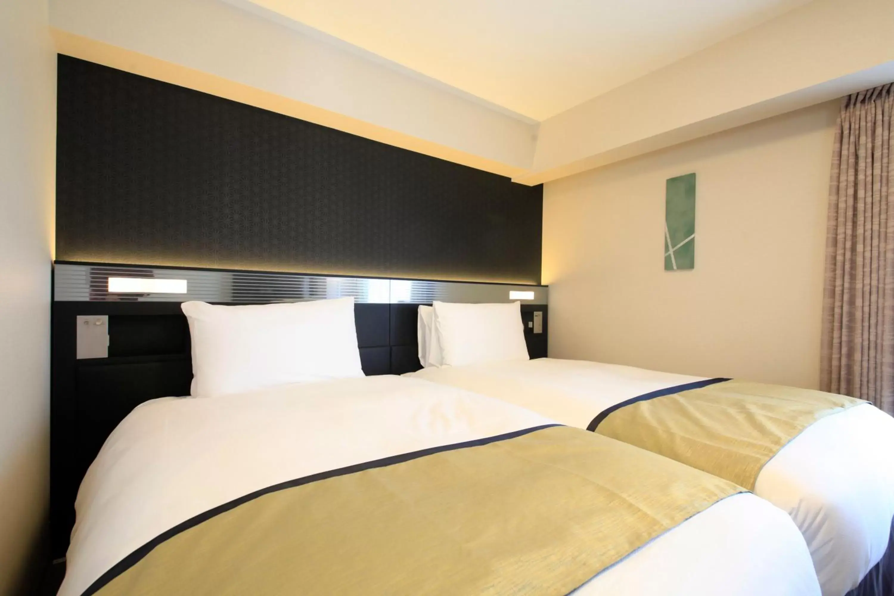 Standard Twin Room - Non-Smoking in Richmond Hotel Premier Asakusa International Standard Twin Room - Non-Smoking in Richmond Hotel Premier Asakusa International