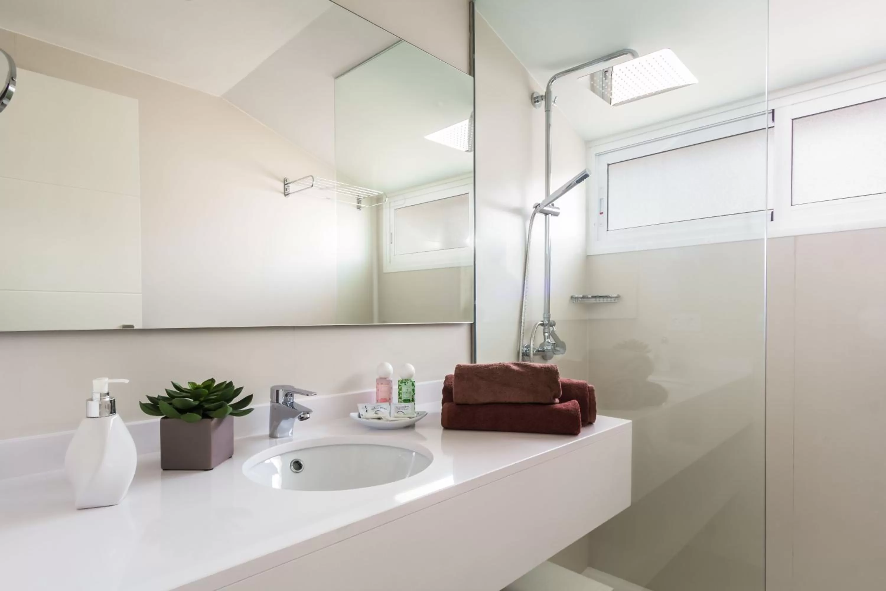 Bathroom in Playa Park Zensation