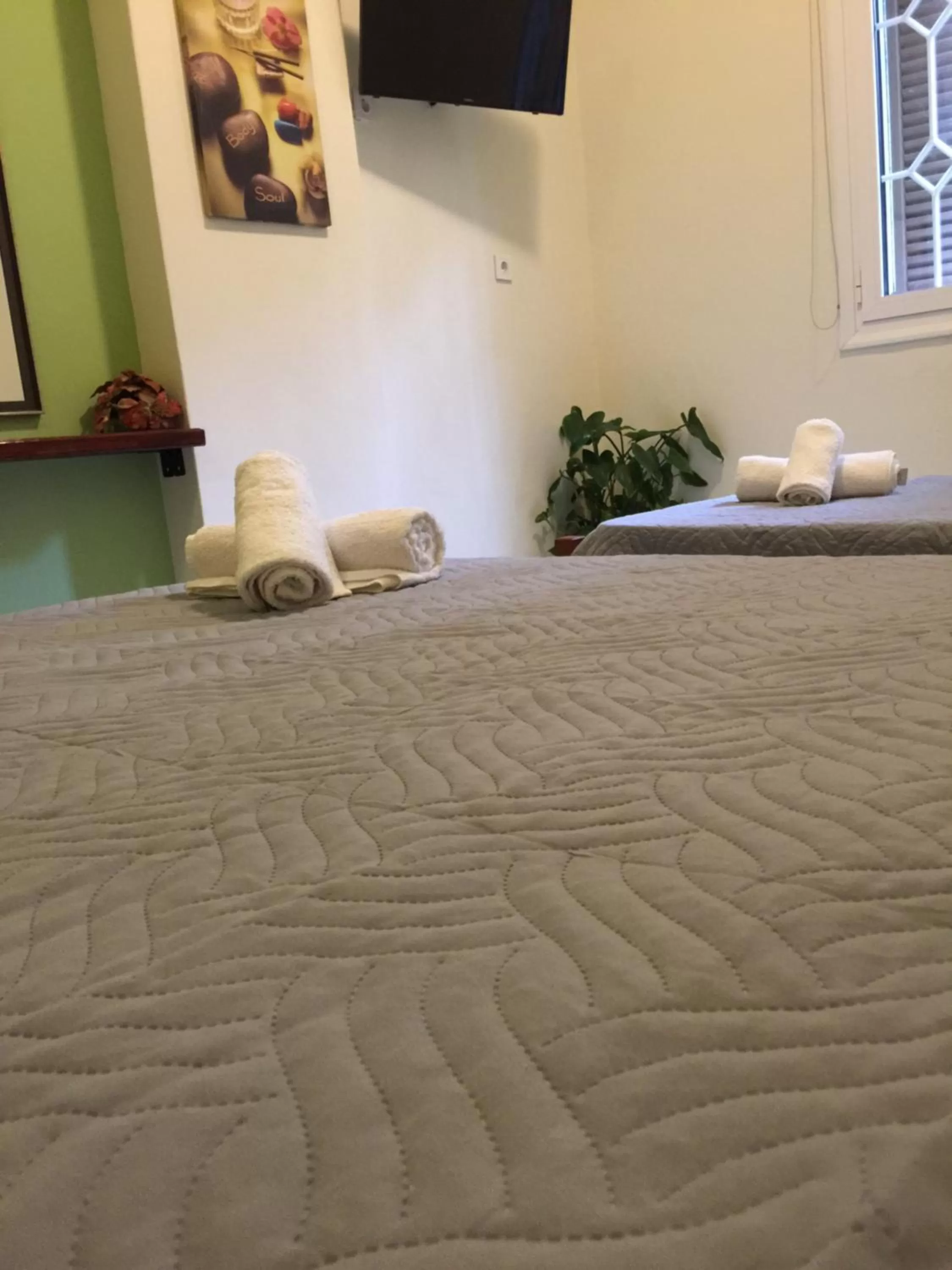 Bed in happyWish Syros