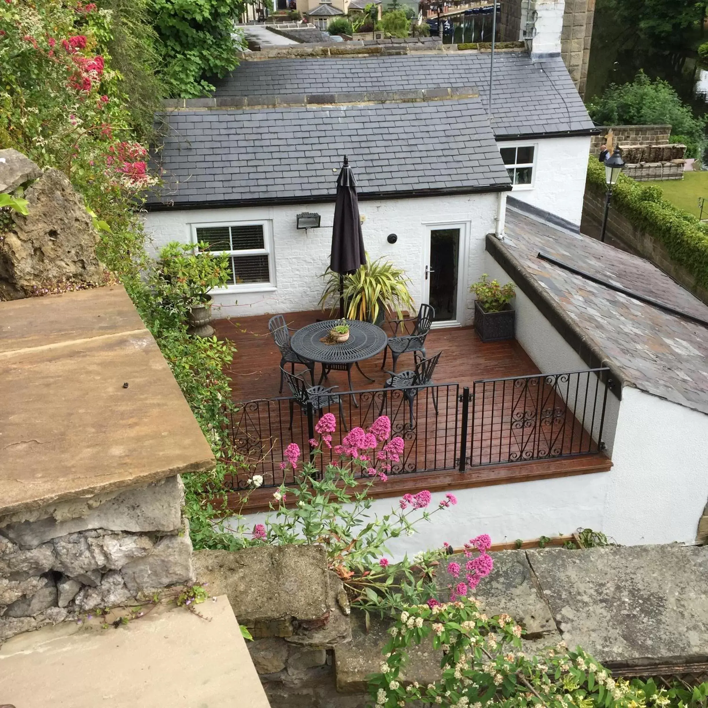 Deluxe Double Room - single occupancy in Teardrop Cottage Deluxe Double Room - single occupancy in Teardrop Cottage