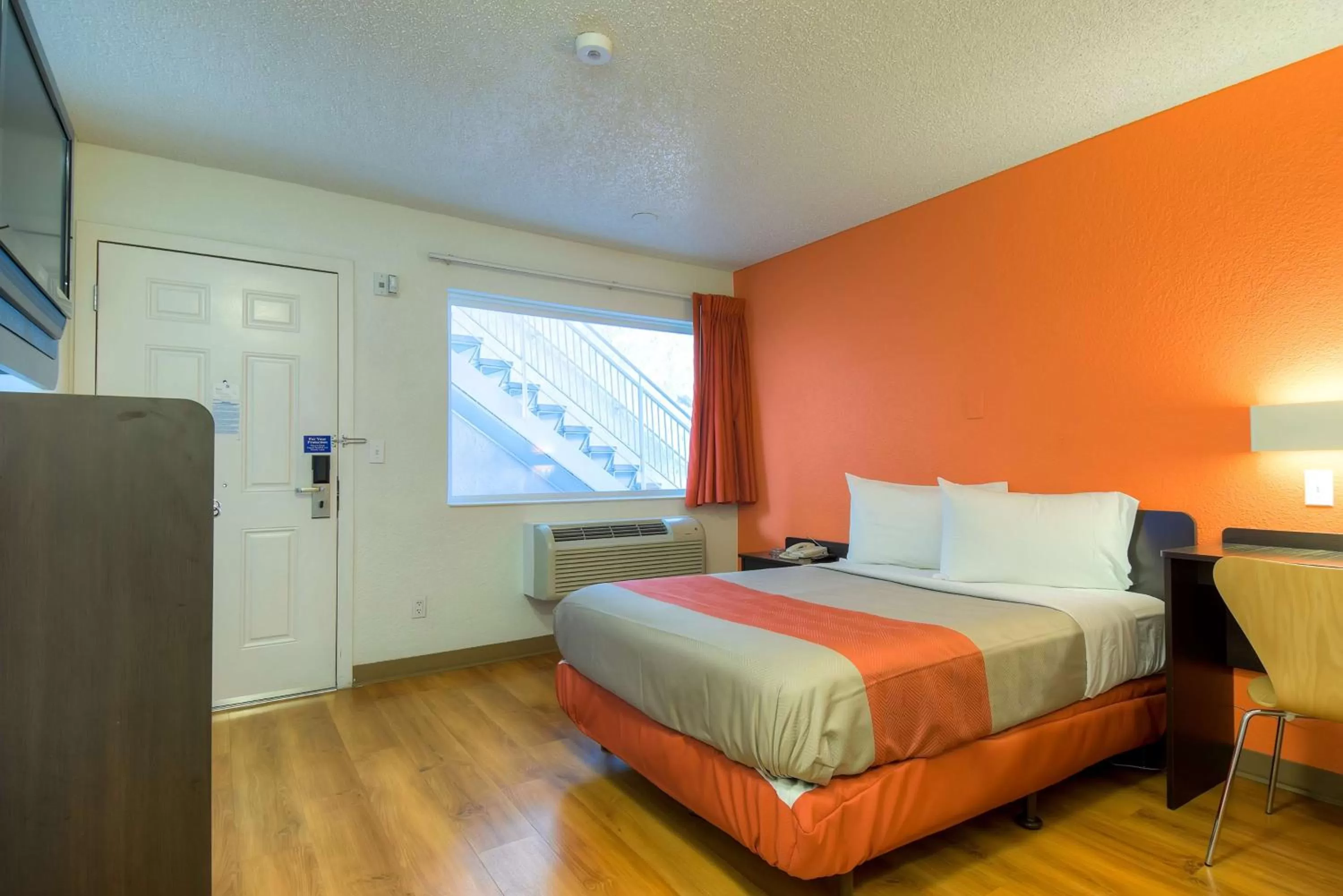 Queen Room in Motel 6-Las Vegas, NV - Tropicana