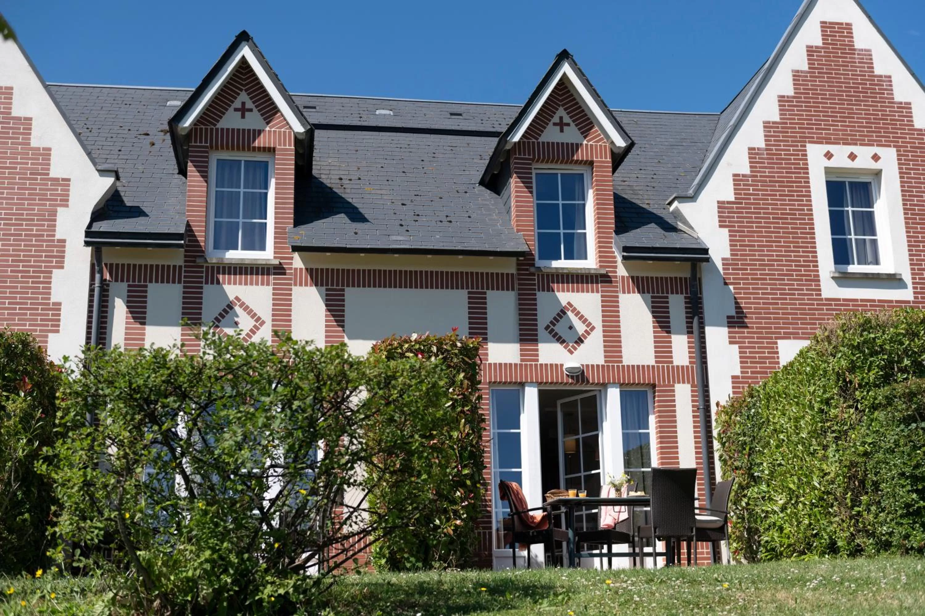 Property building in Pierre & Vacances Premium Residence & Spa Houlgate