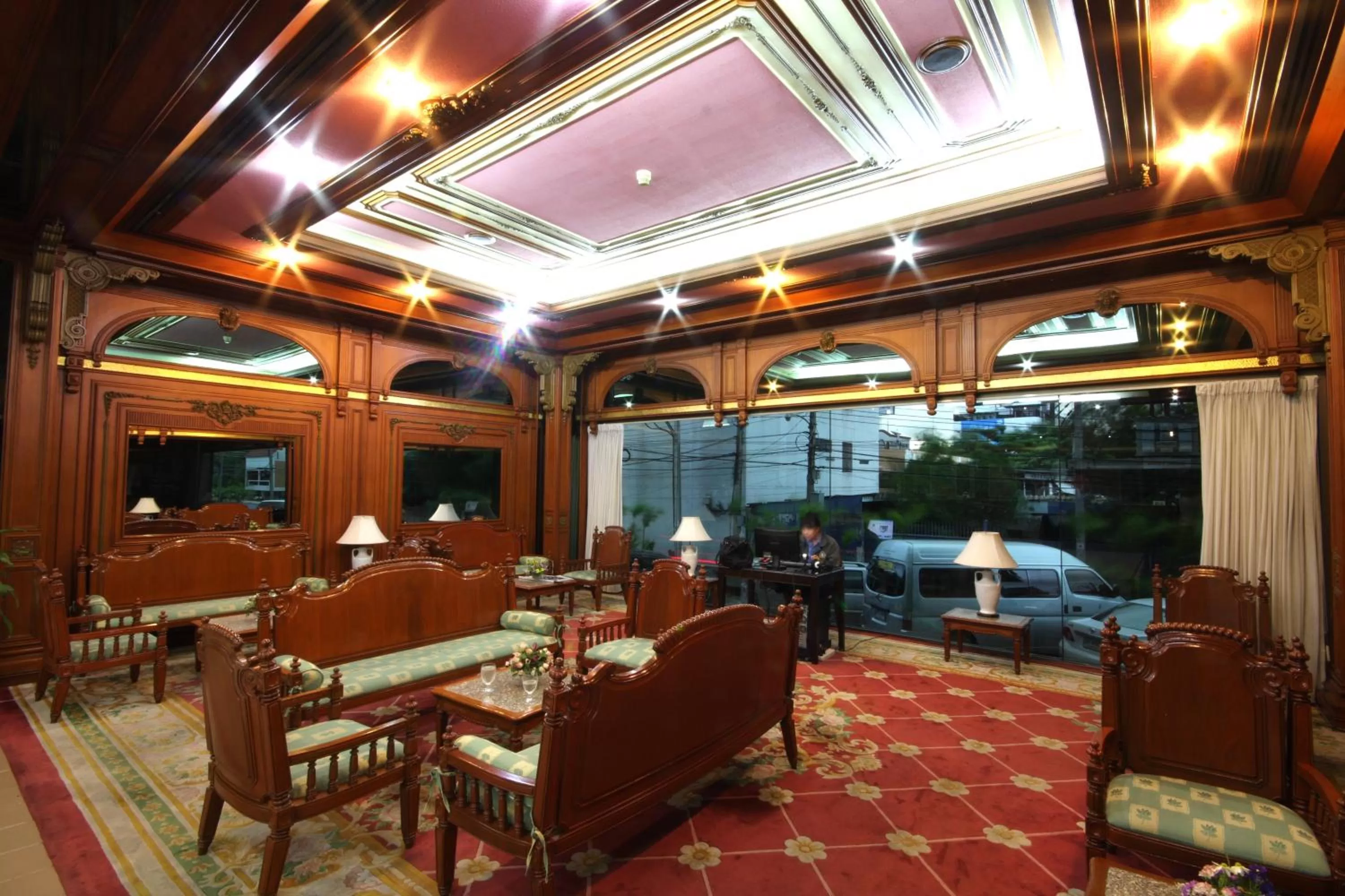 Restaurant/Places to Eat in MIDO Hotel