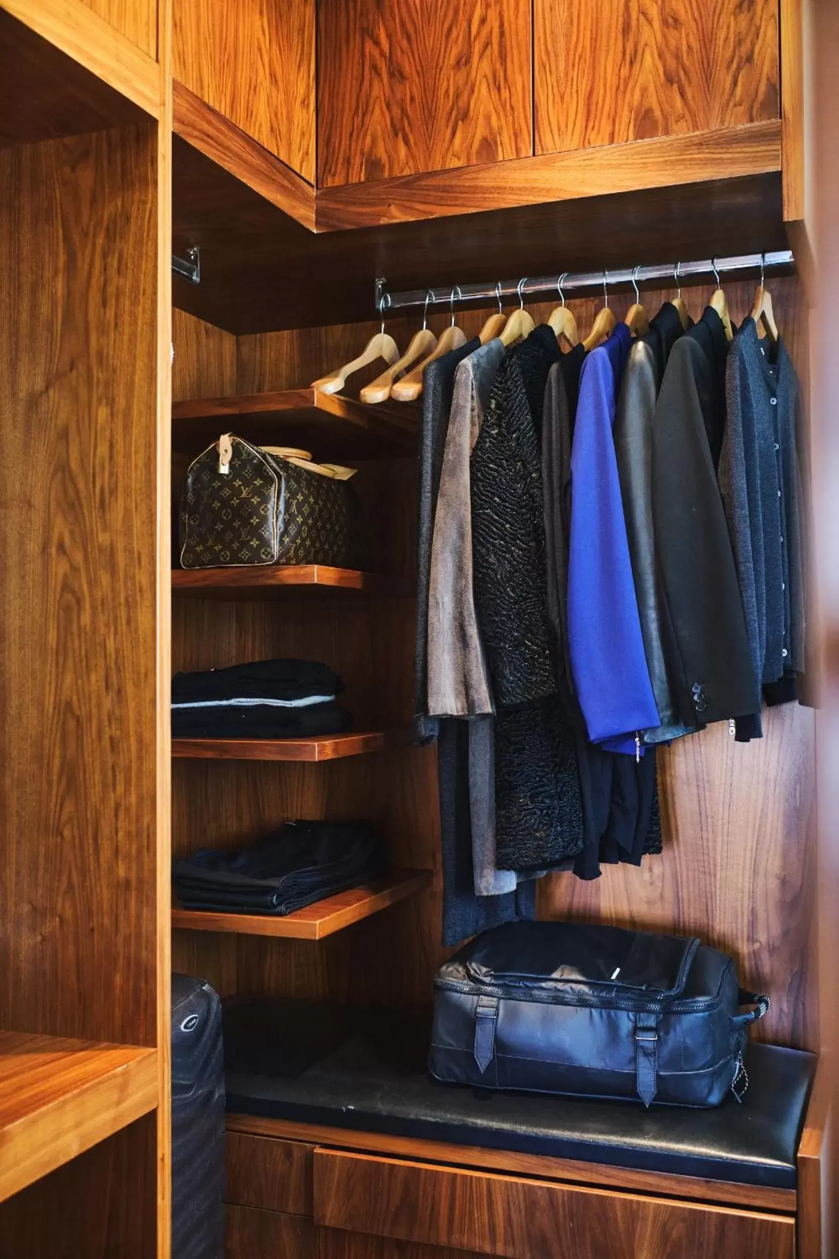 Deluxe Room - single occupancy in Hotel on the Promenade Deluxe Room - single occupancy in Hotel on the Promenade