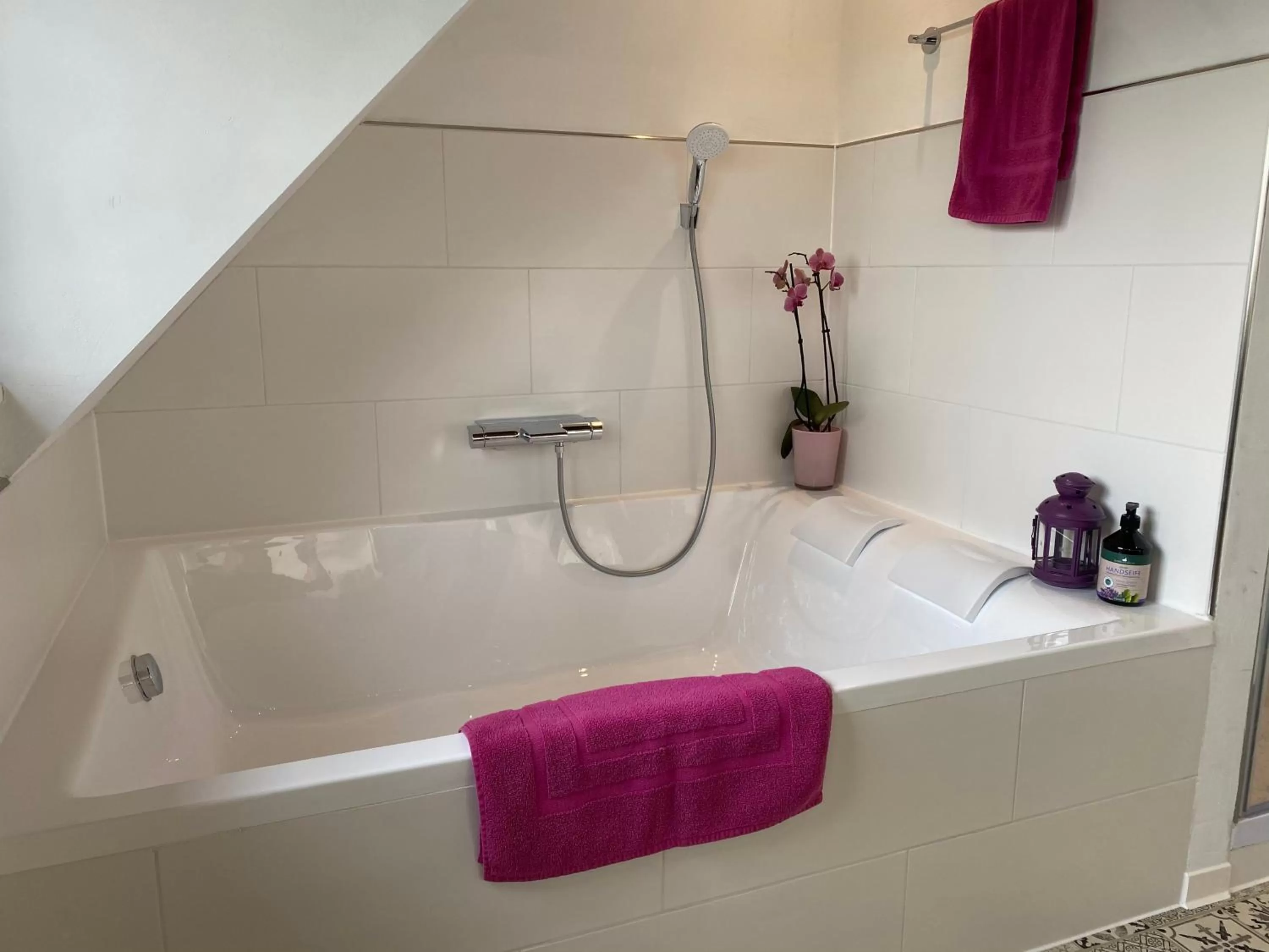 Bathroom in B&B Worpsweder Blick