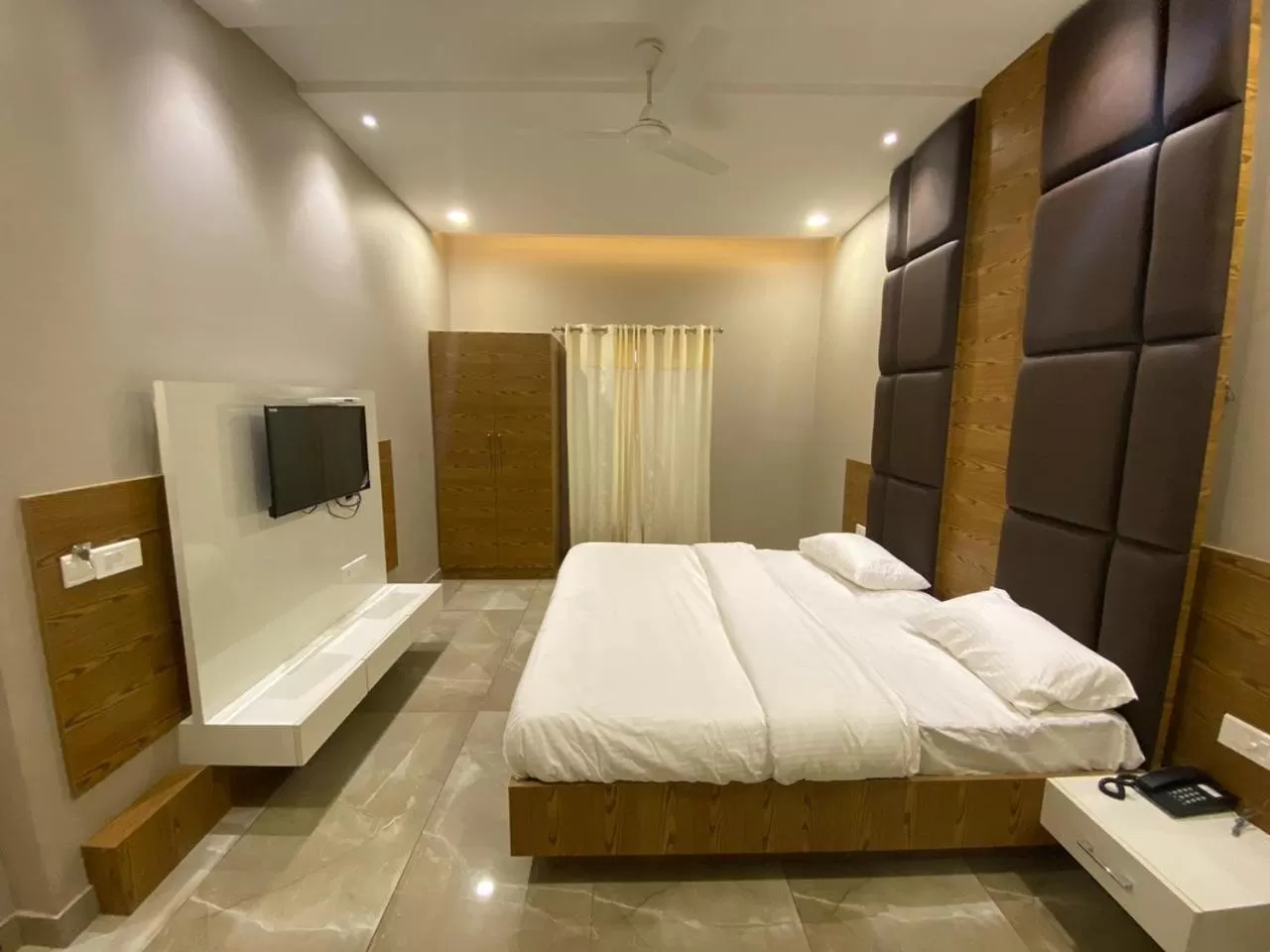 Hotel The Retro Regency