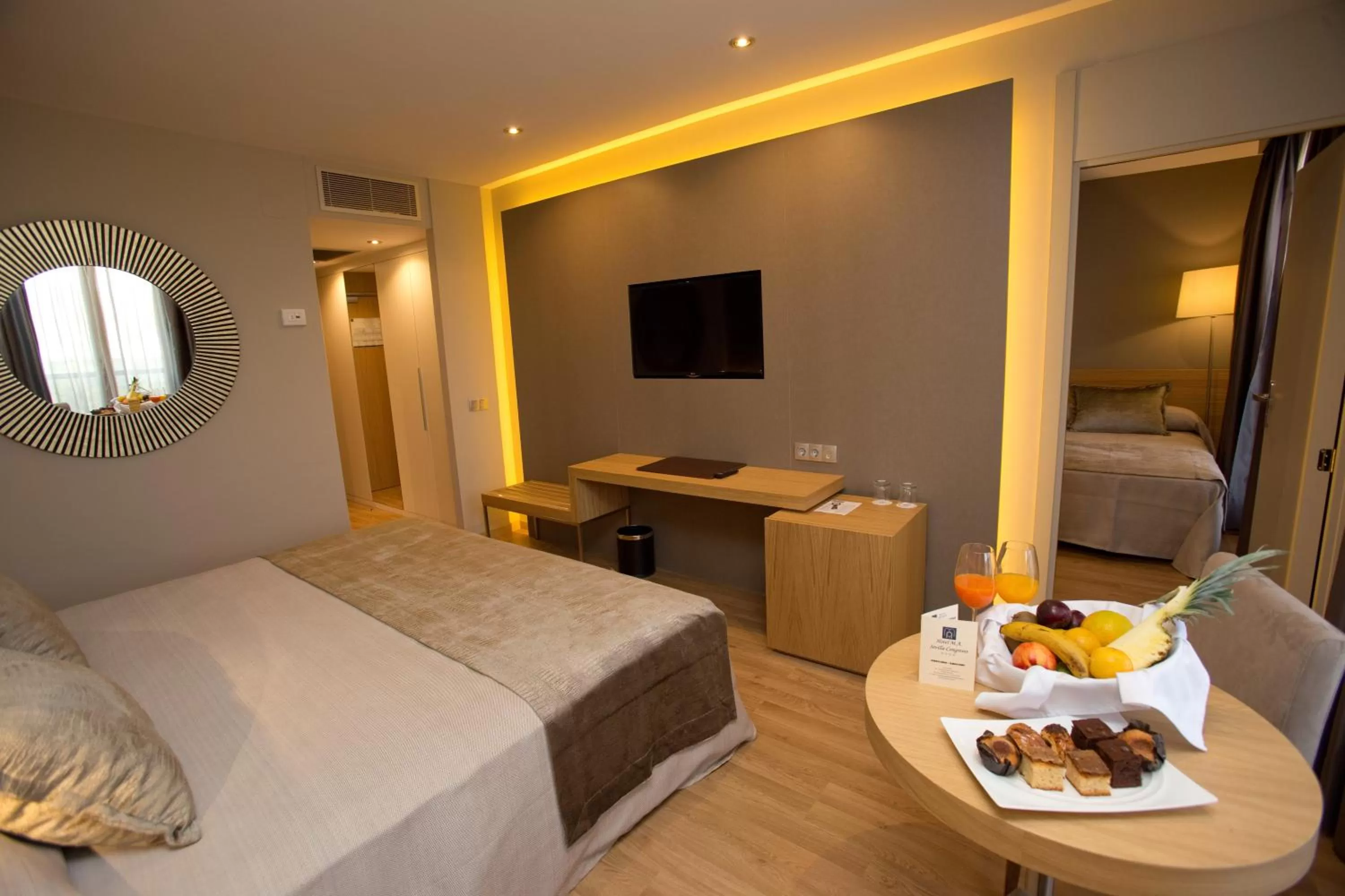 Seating area, Bed in M.A. Hotel Sevilla Congresos