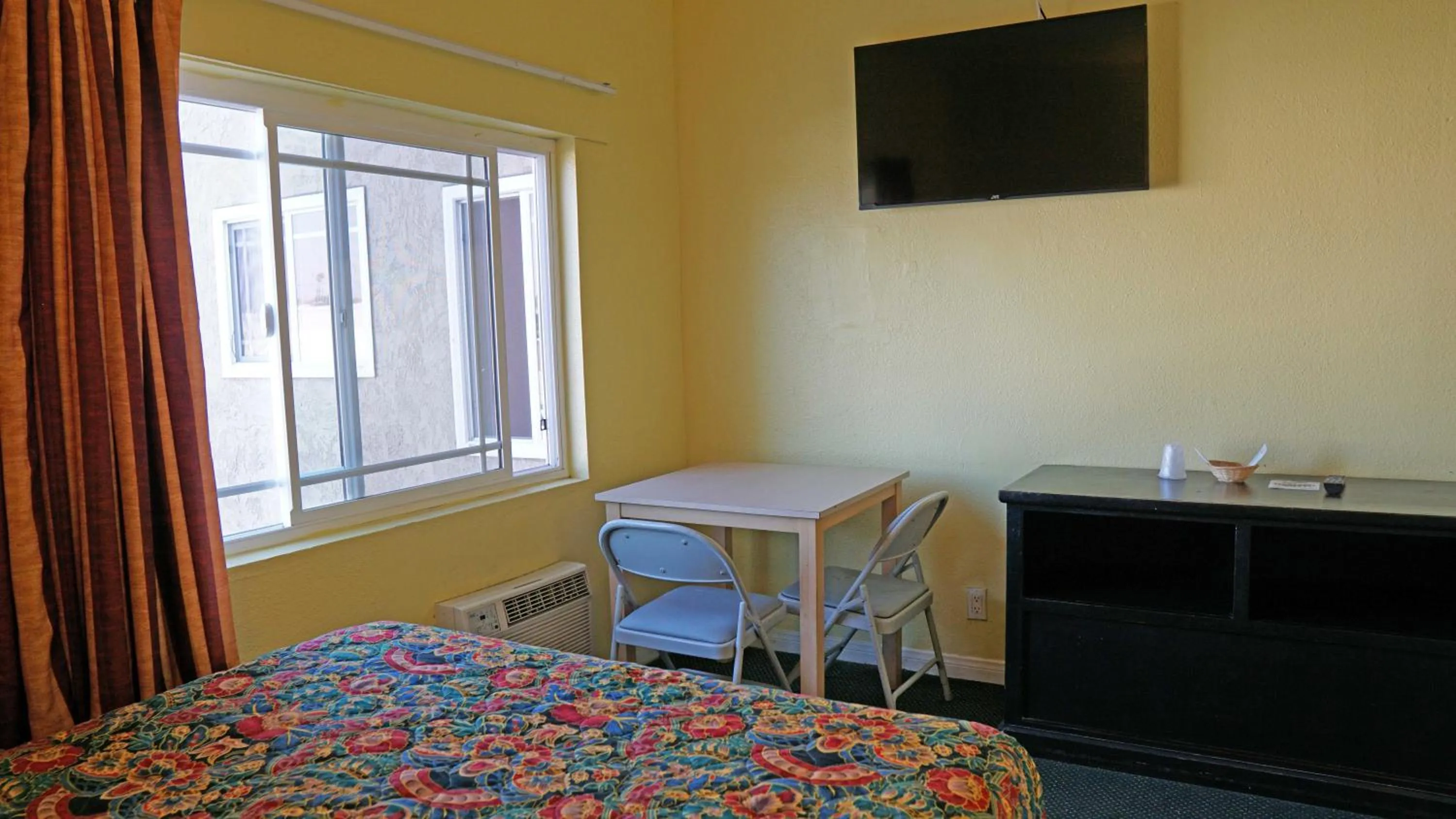 TV/Entertainment Center in Antonio Hotel - Downtown Los Angeles, near Hollywood