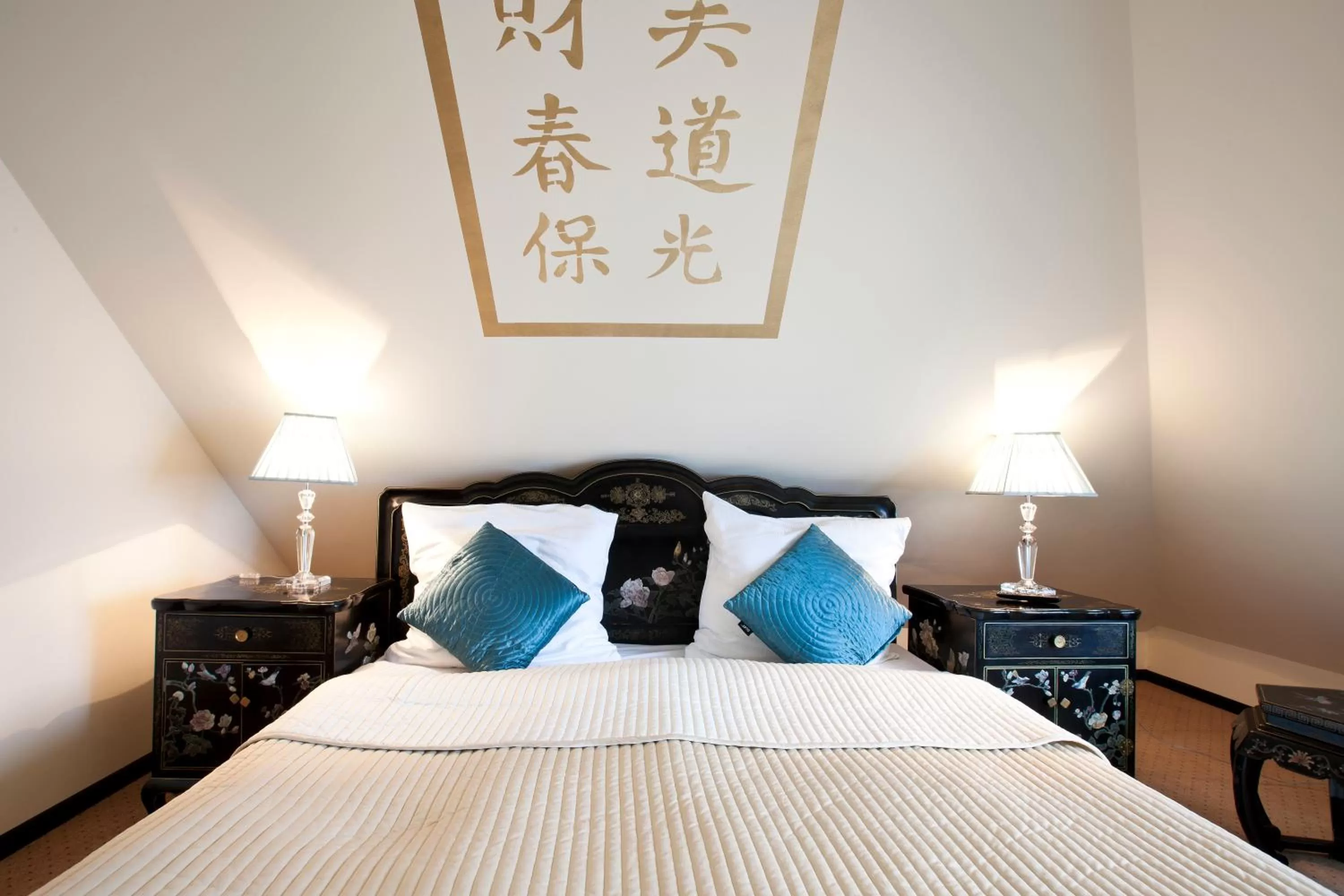 Bed in Hotel Zhong Hua