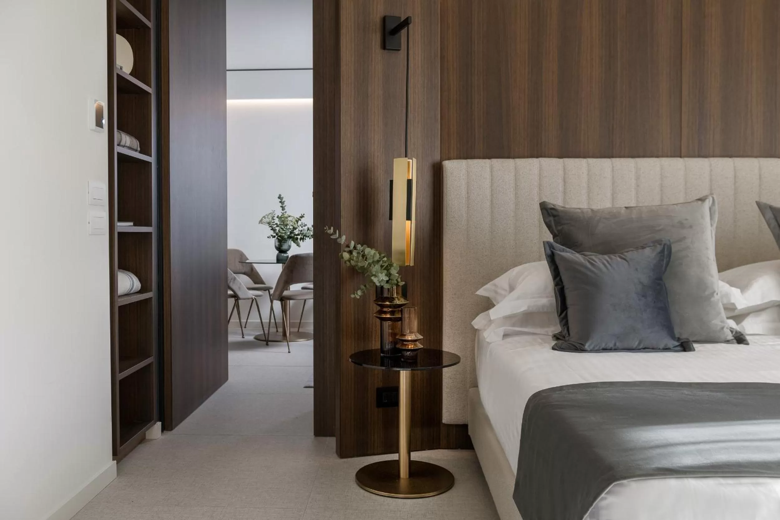 Seating area, Bed in We Me Suite Hotel