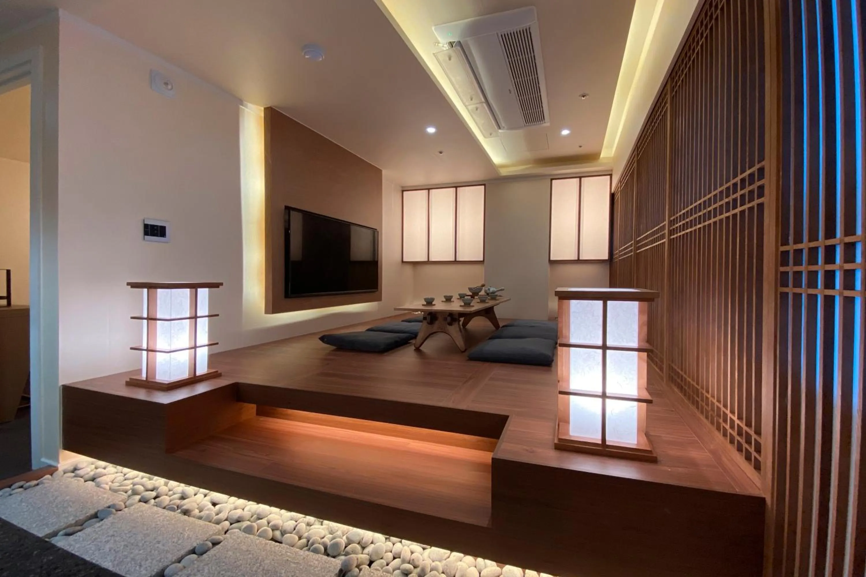 Living room, Seating Area in UH Suite The Jongno