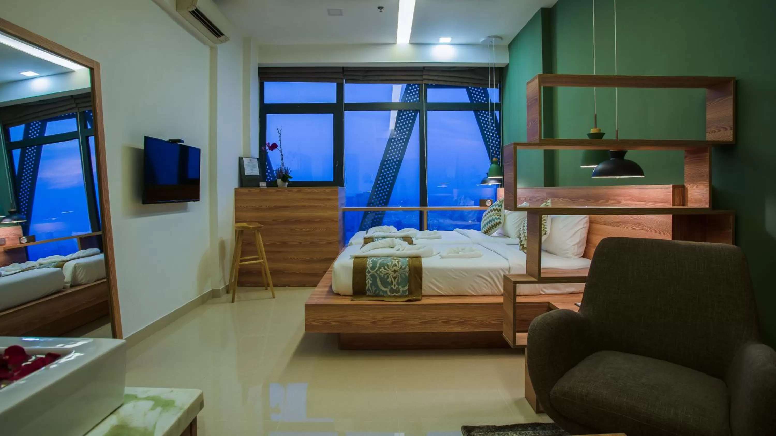 Bedroom, Bed in The Snowbell Hotel & Spa at The Bridge