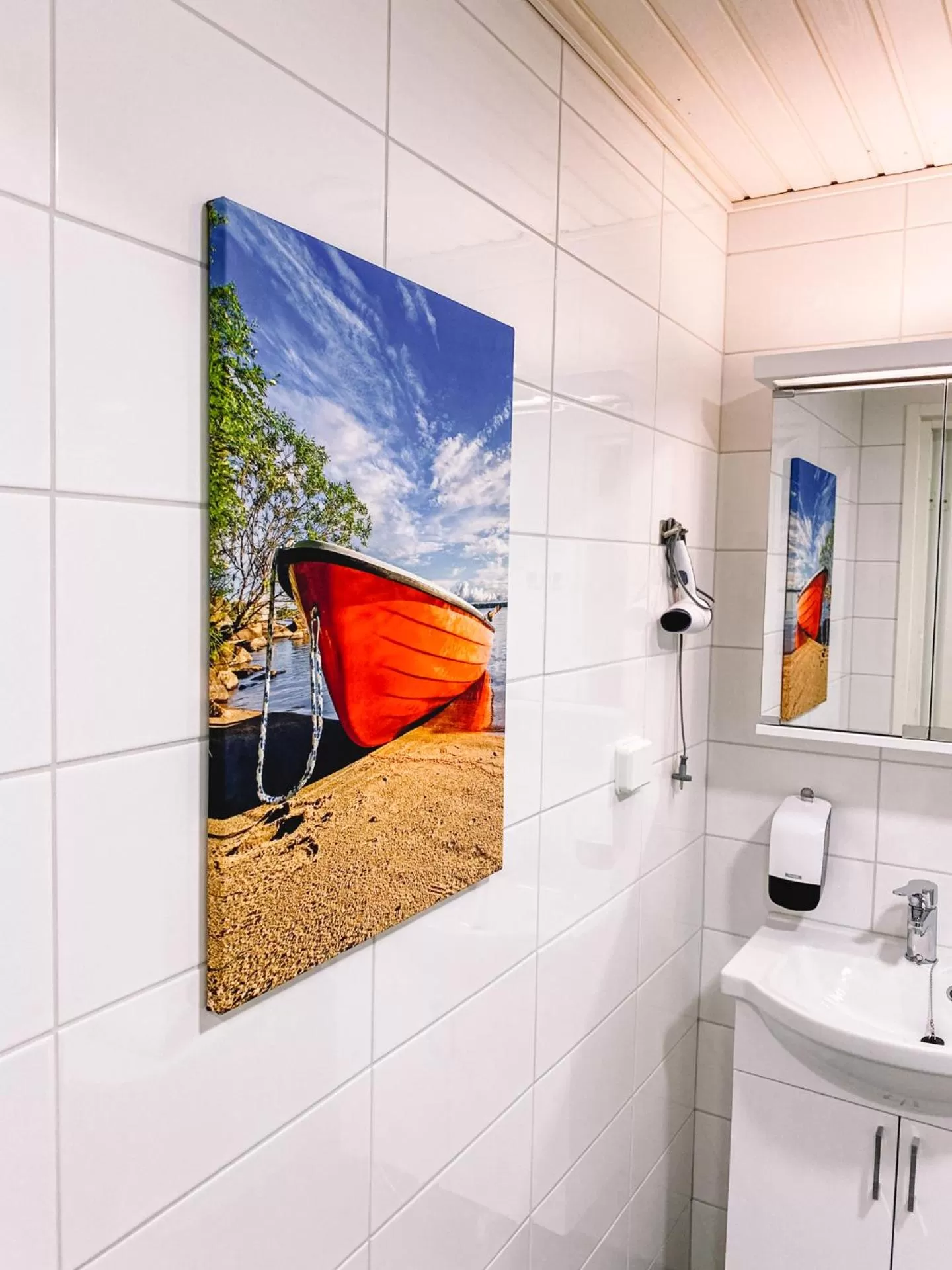 Shower in Hotelli Kuohu Kangasala - Hotel and Apartments by UHANDA