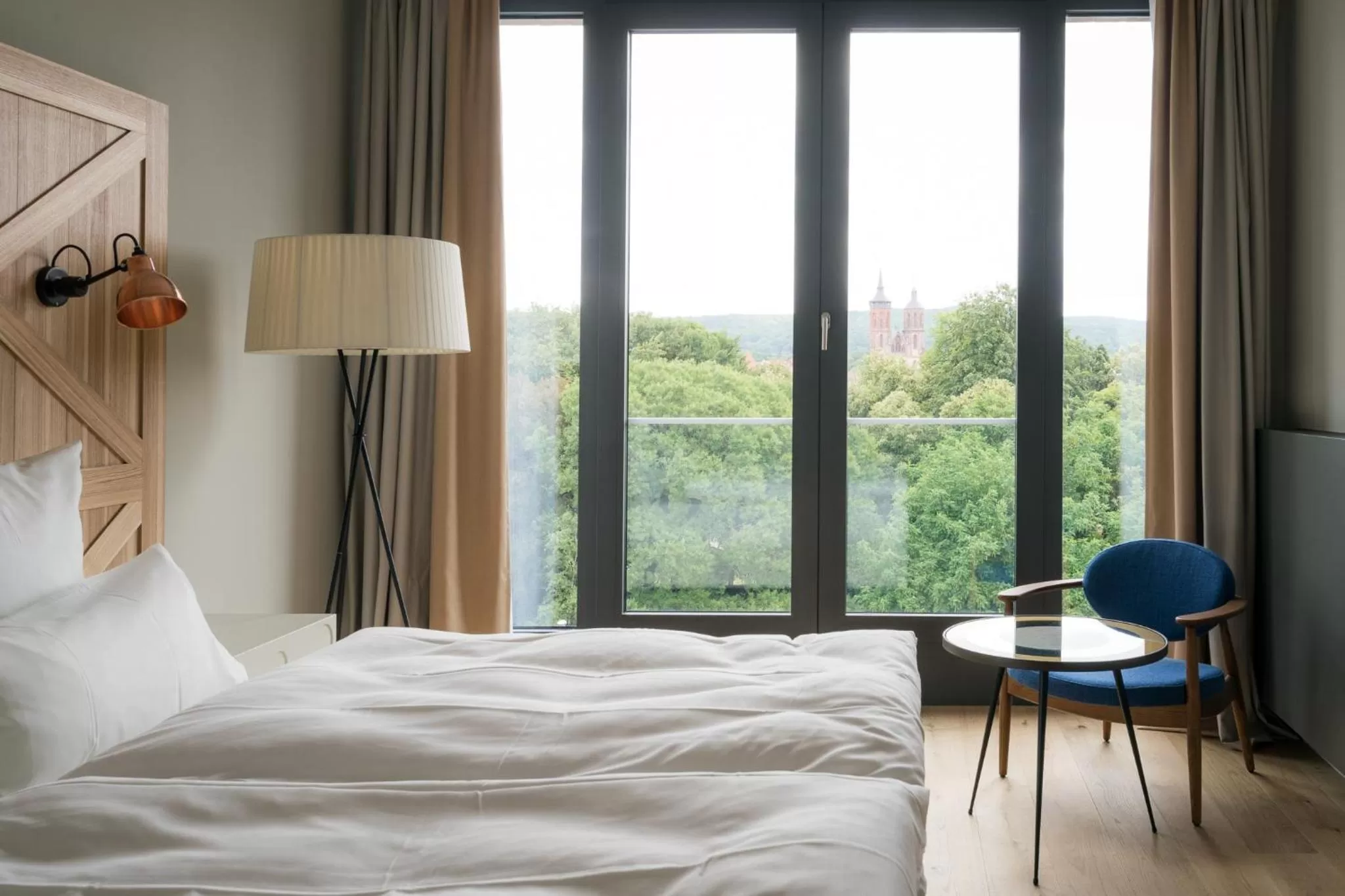 Photo of the whole room, Bed in FREIgeist Göttingen Innenstadt, A Member of Design Hotels