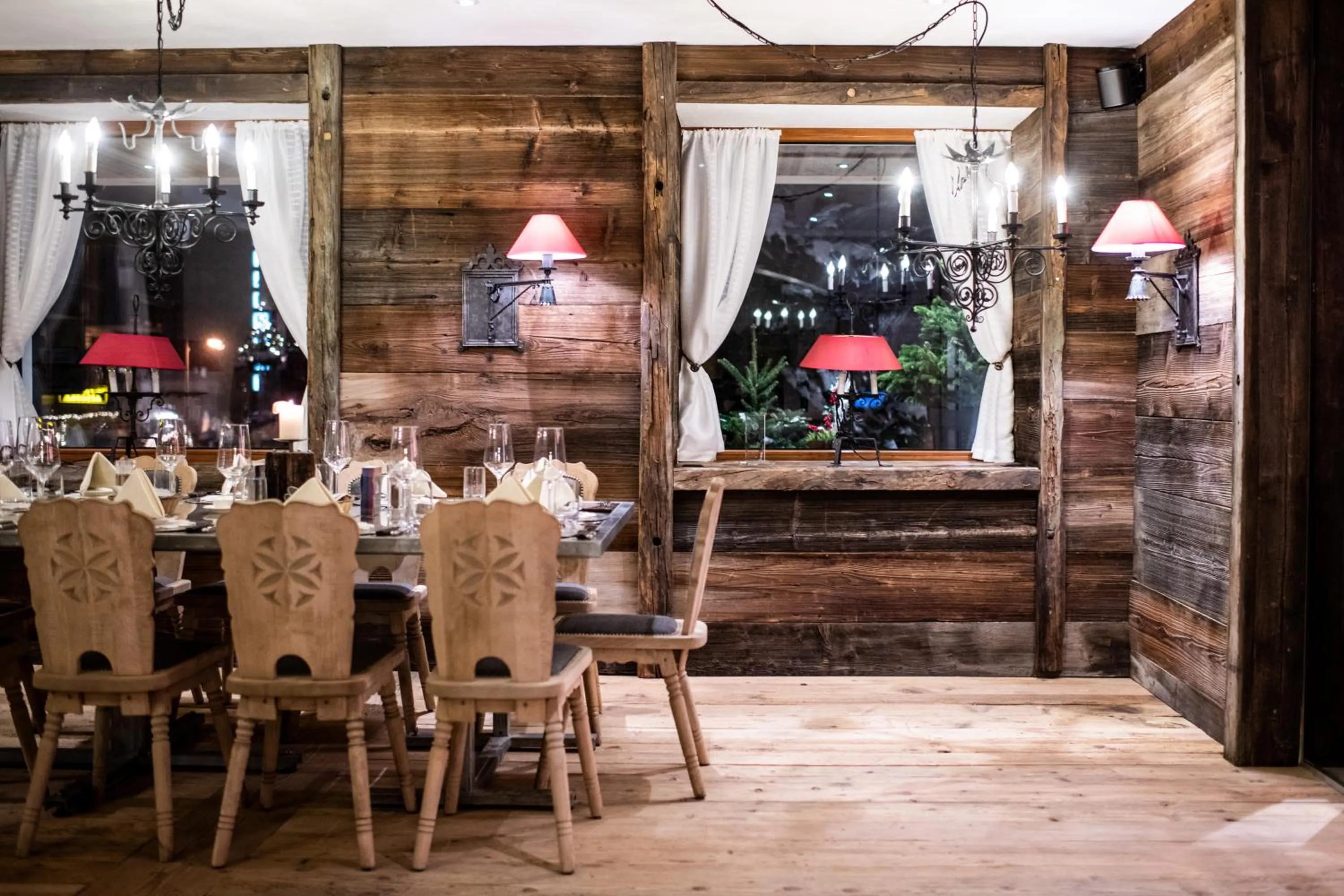 Restaurant/places to eat in Tradition Julen Hotel