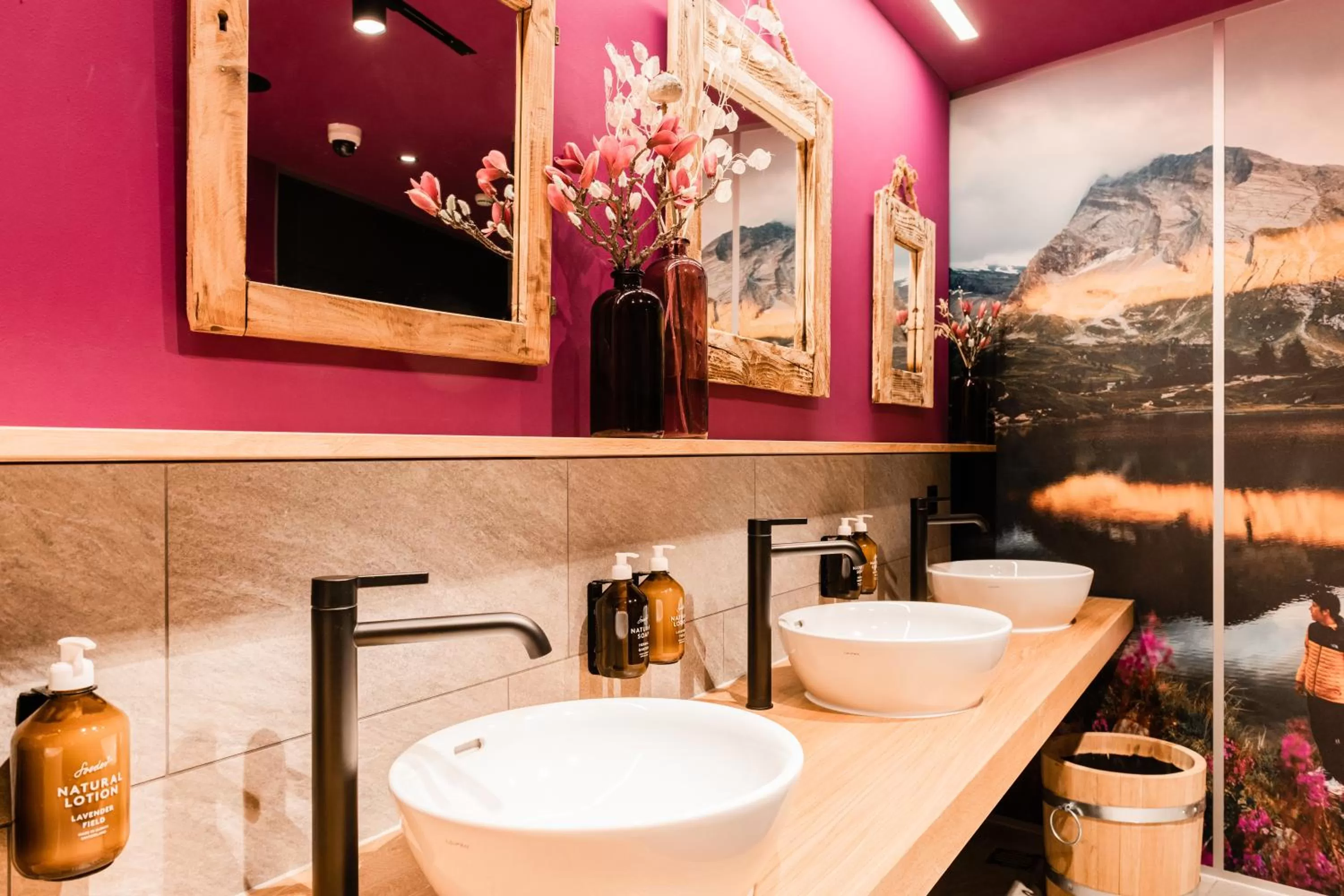 Bathroom in Capsule Hotel - Zurich Airport