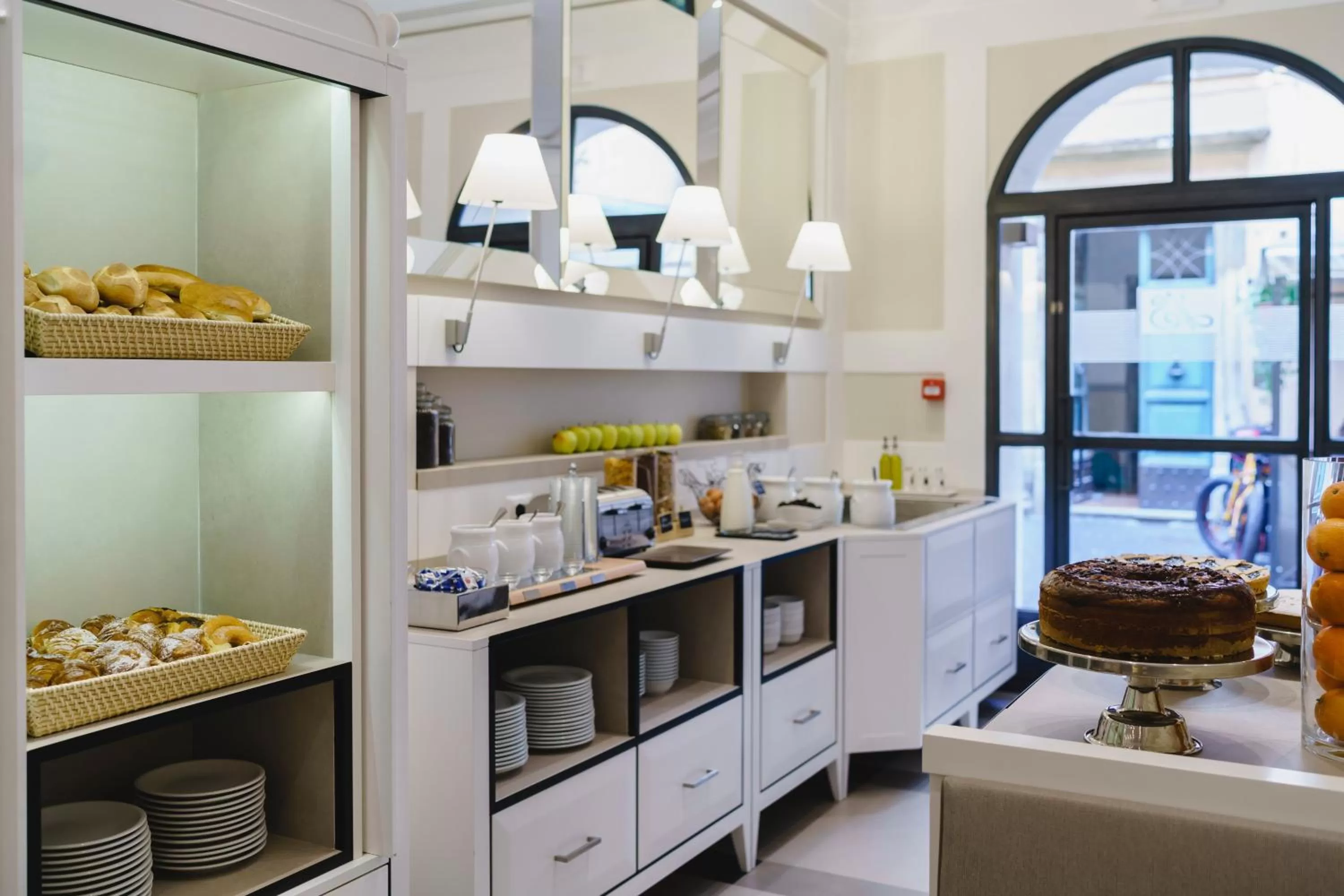 Restaurant/places to eat in Hotel Smeraldo