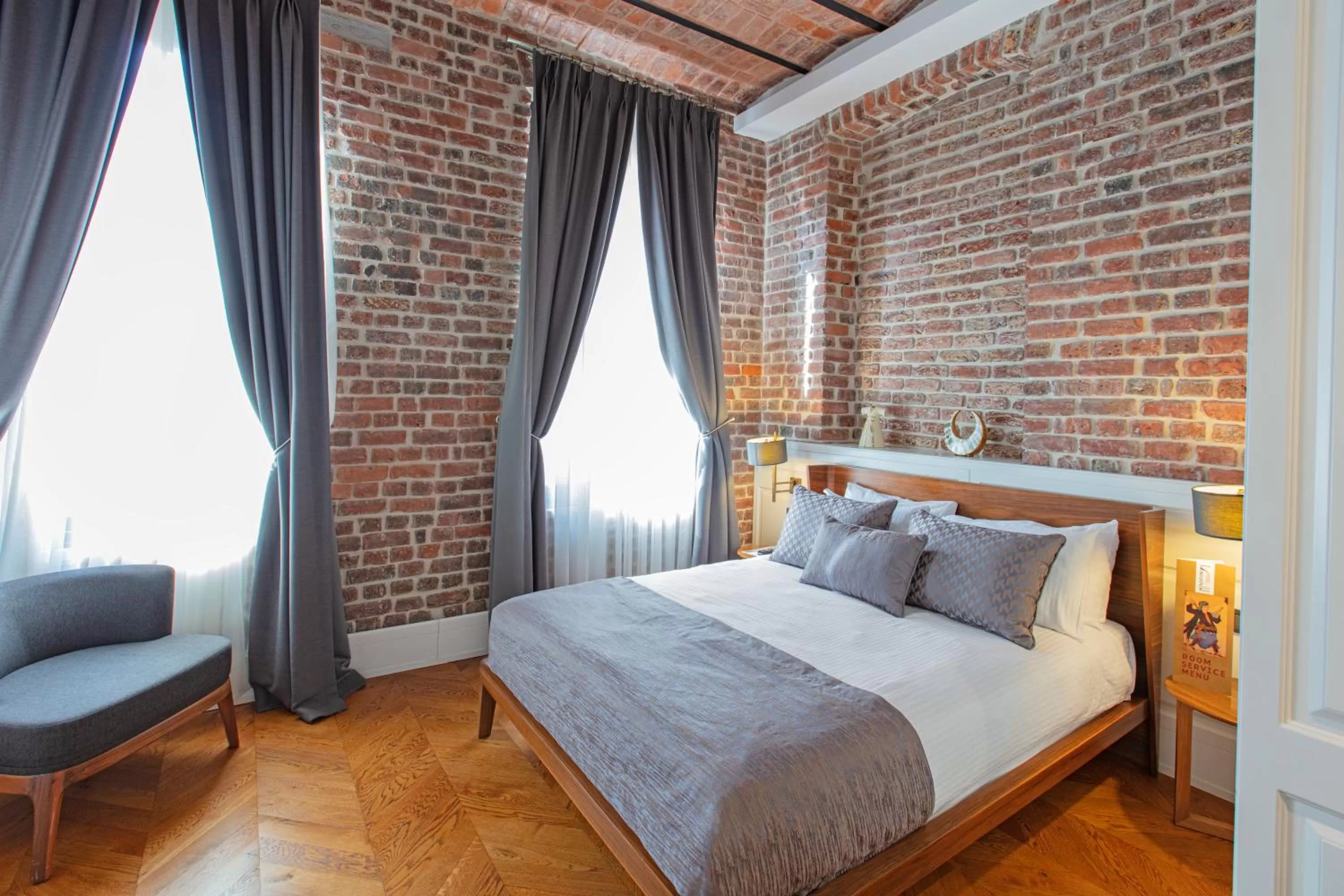 Photo of the whole room, Bed in Hotel Miniature - Ottoman Mansion