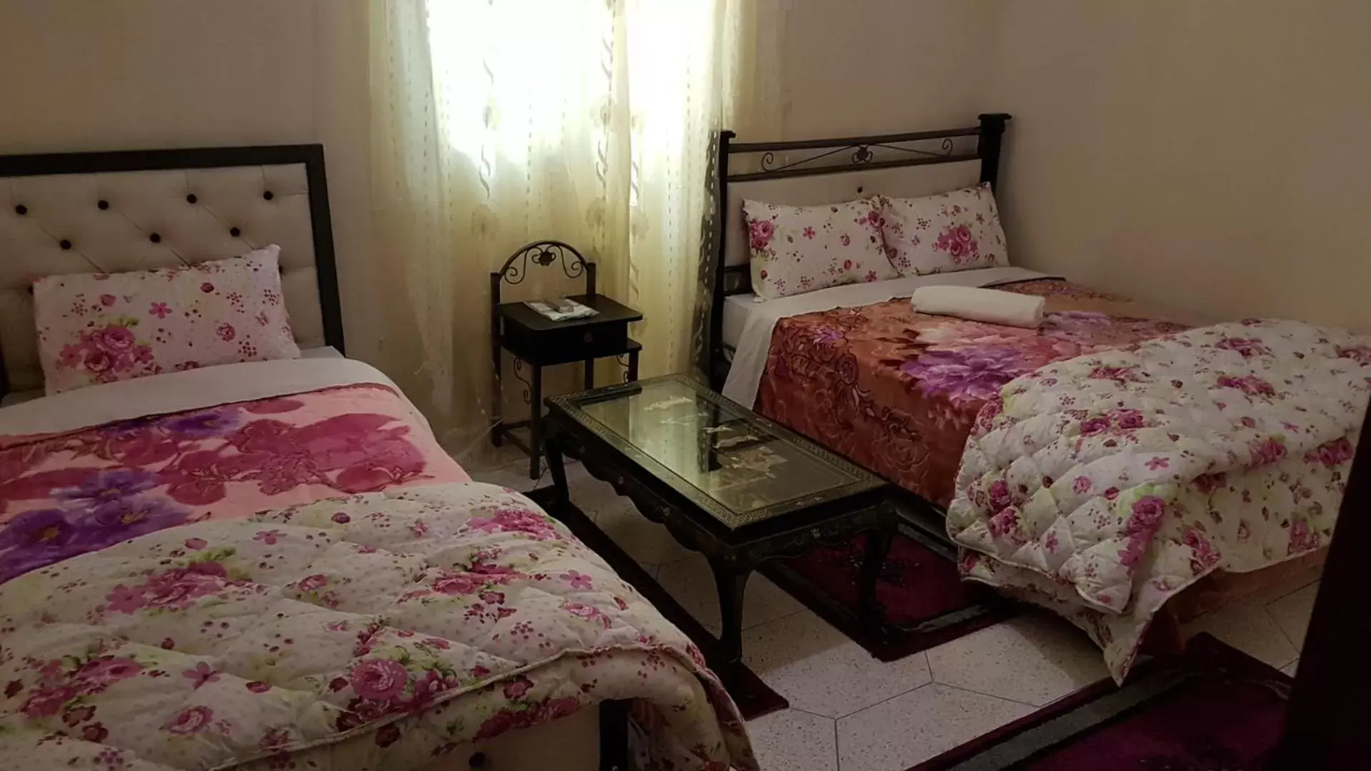 Triple Room in Hotel Nice 06 Triple Room in Hotel Nice 06