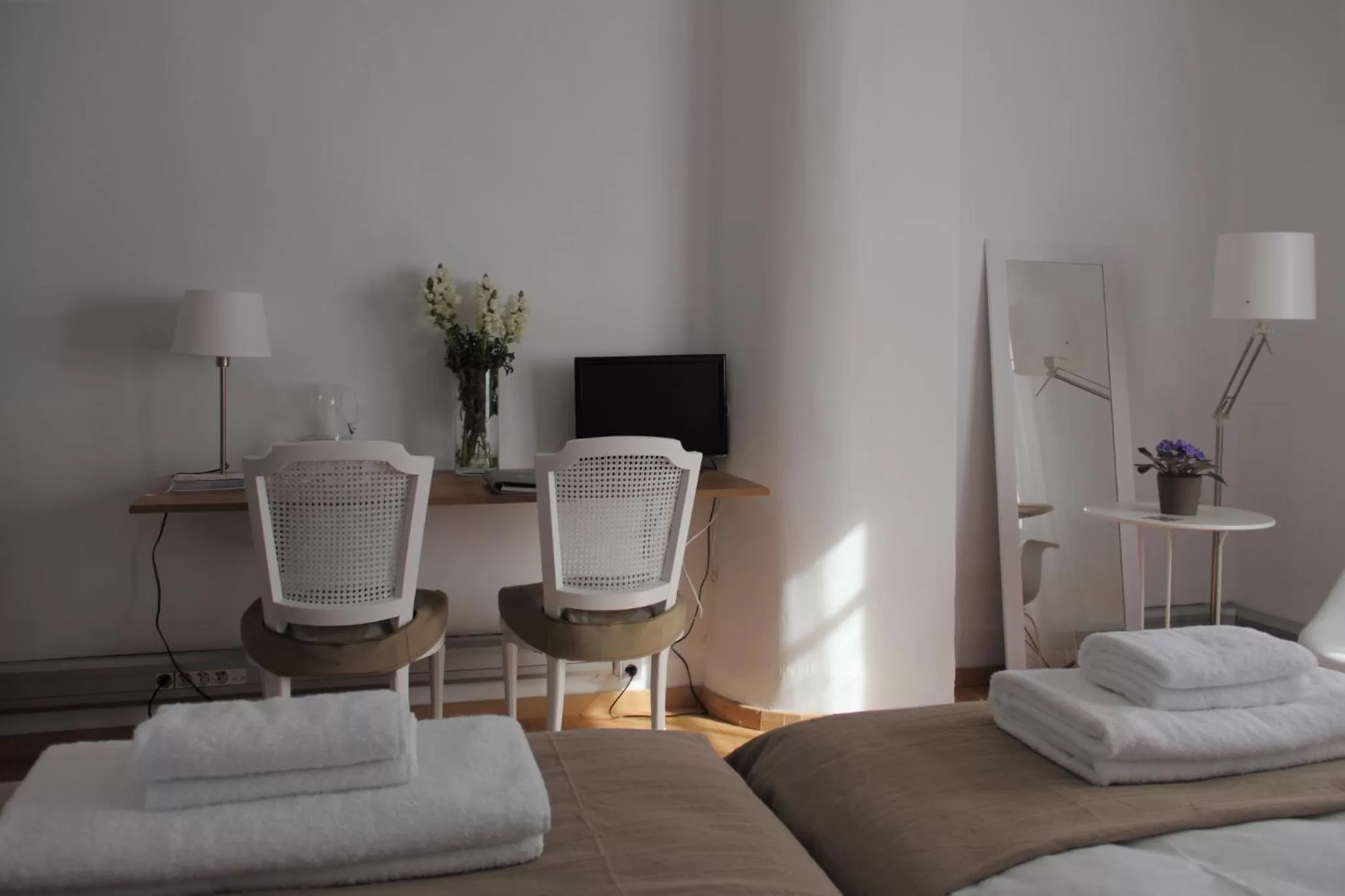 Decorative detail, Bed in 7 Moons B&B