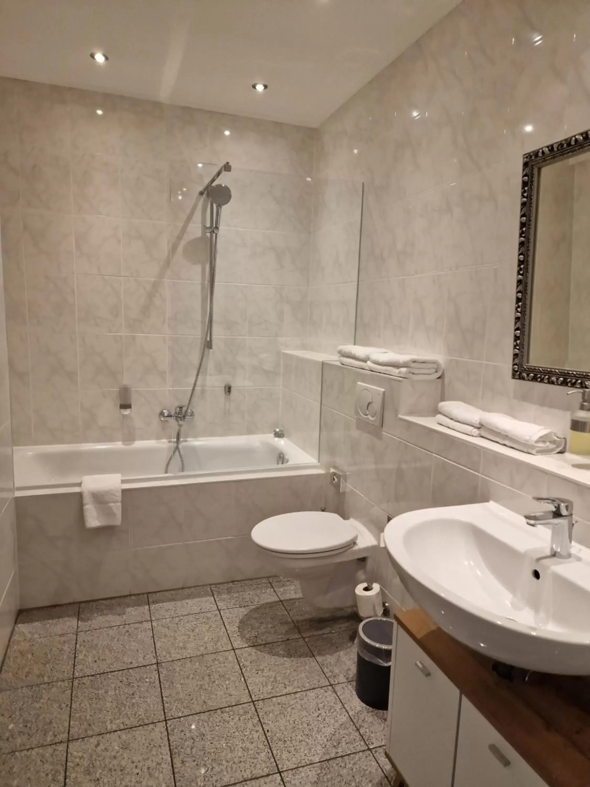 Superior Suite - single occupancy in artHOTEL Bremen Superior Suite - single occupancy in artHOTEL Bremen