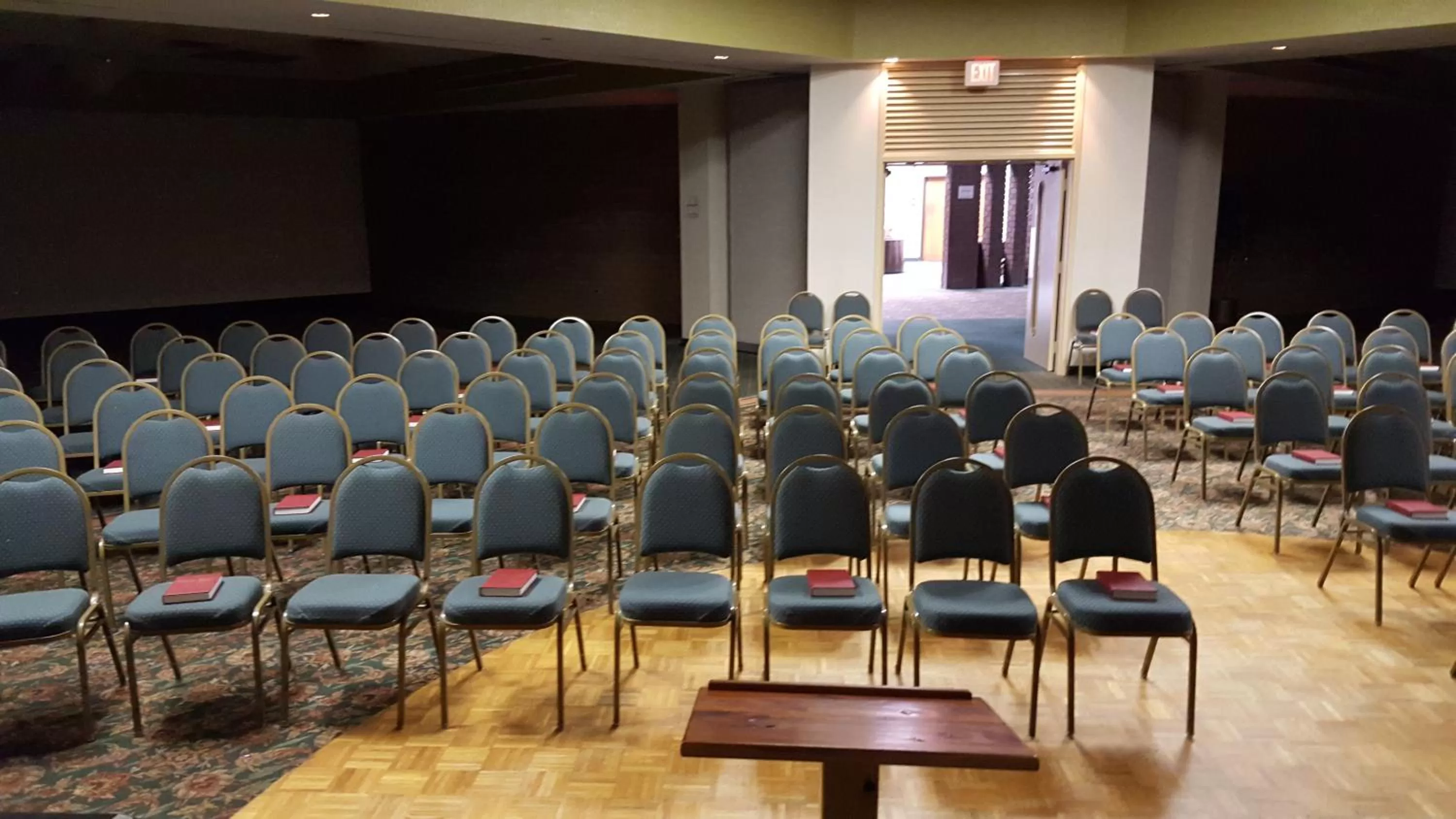 Meeting/conference room in Clarion Inn Southern Pines - Pinehurst