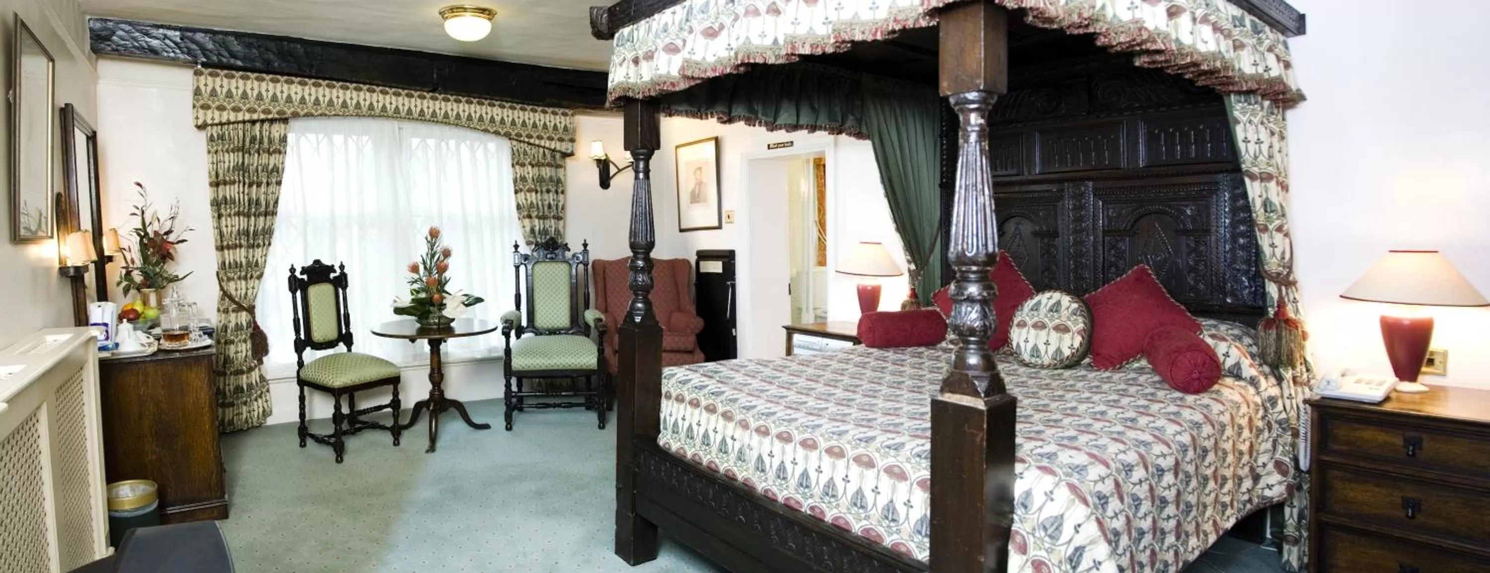 Bed in Marygreen Manor