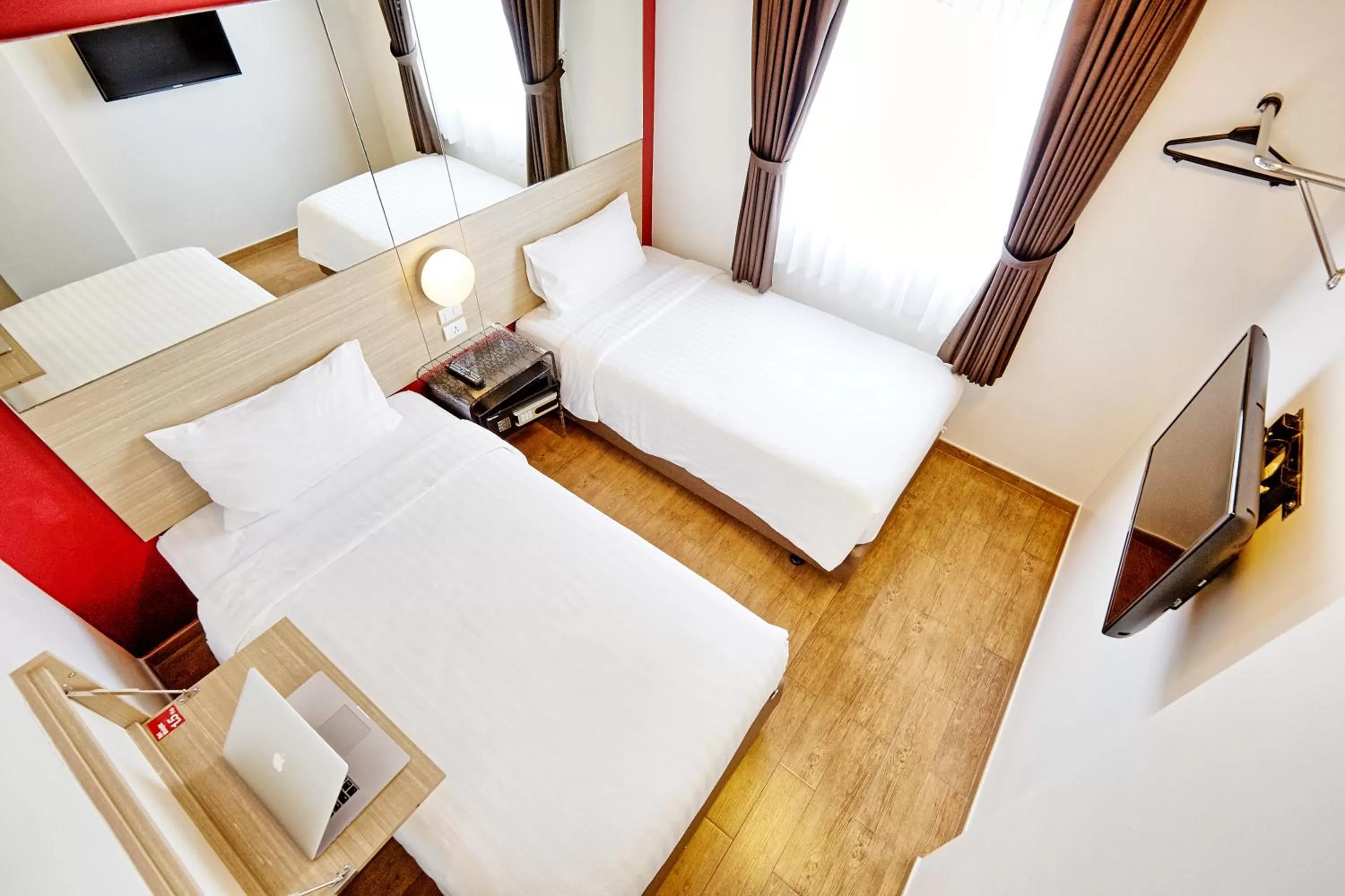 Bed in Easy Planet Bangkok Asoke
