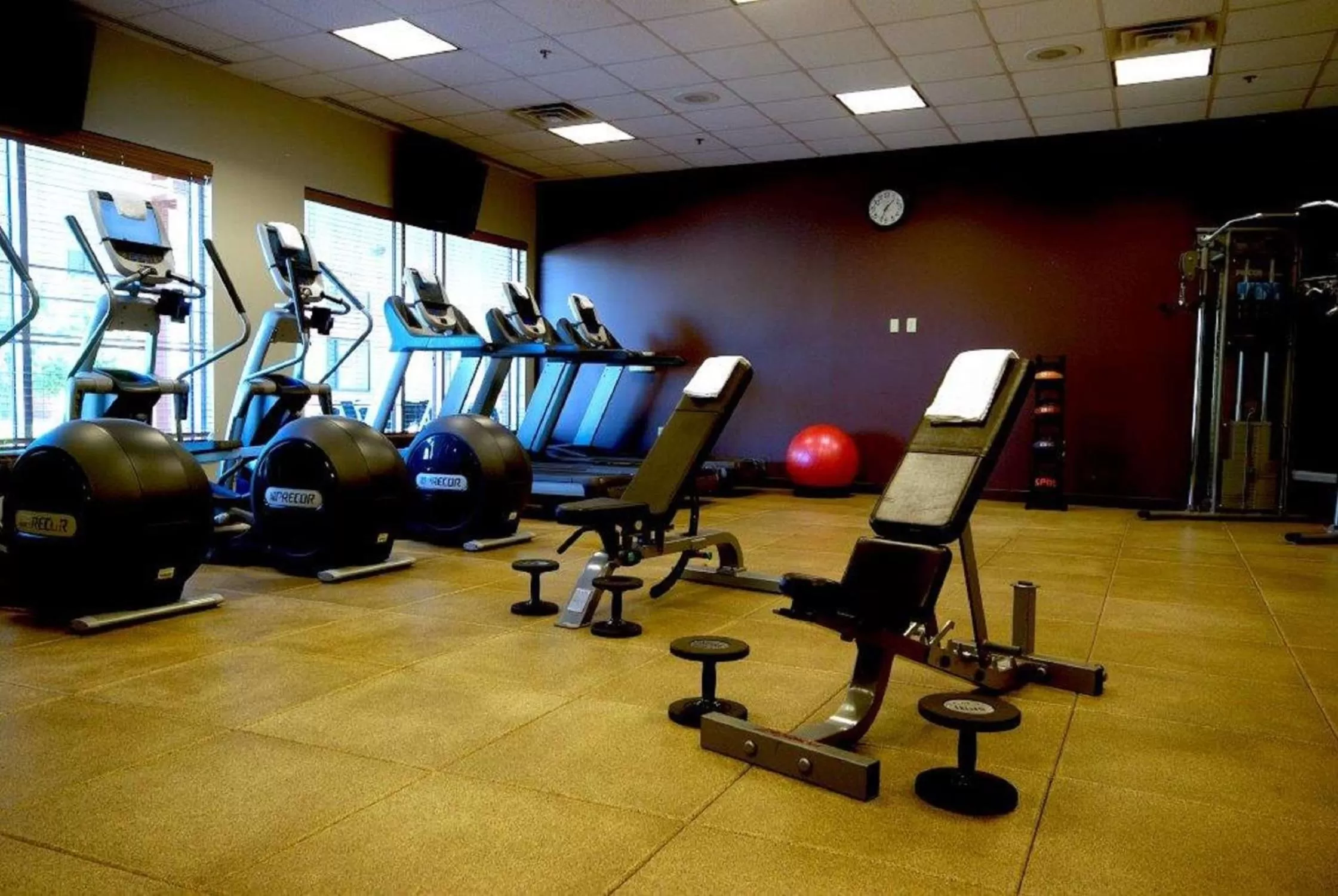 Fitness centre/facilities in DoubleTree by Hilton Phoenix- Tempe