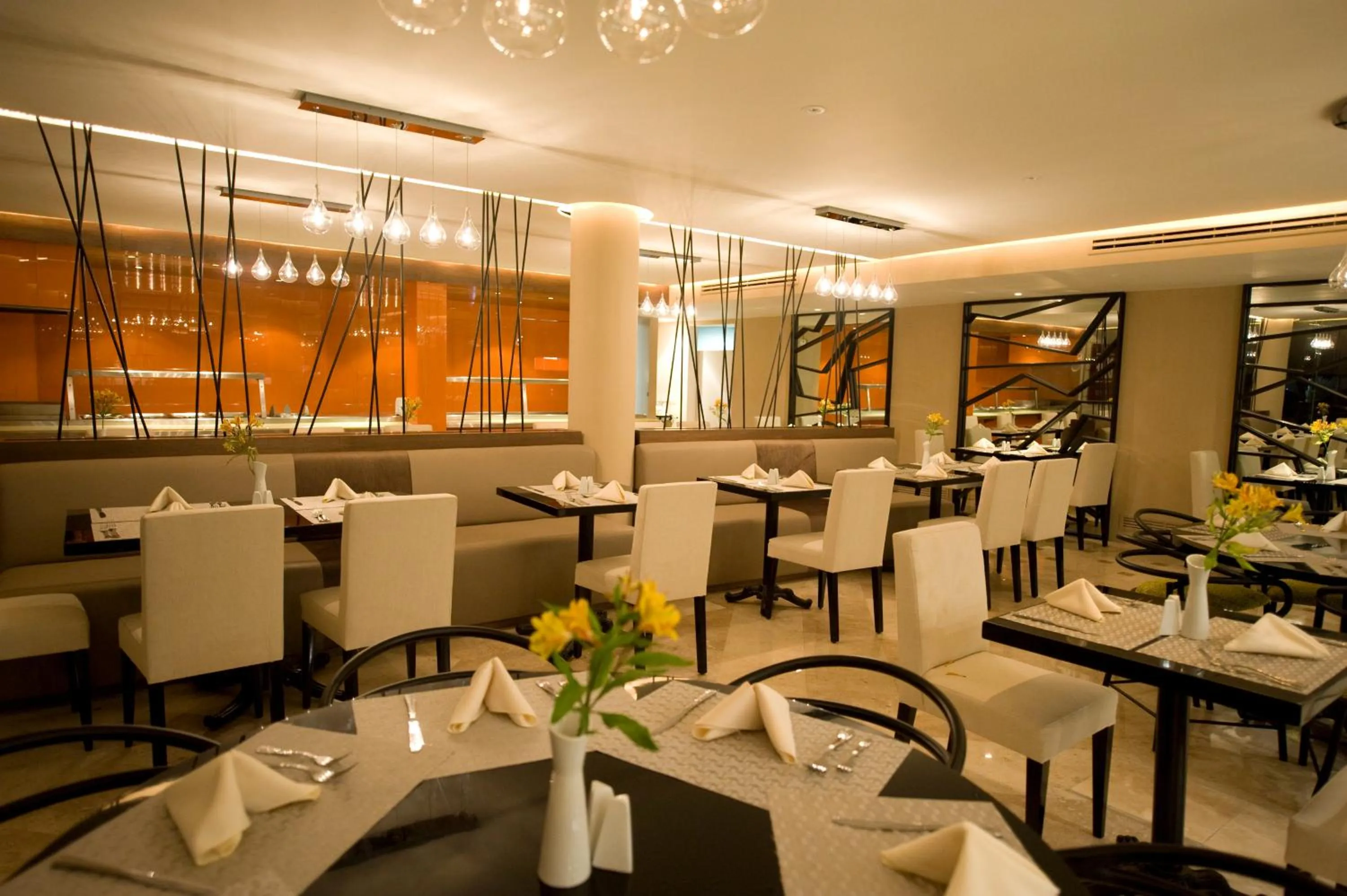 Restaurant/places to eat in Antaris Valle