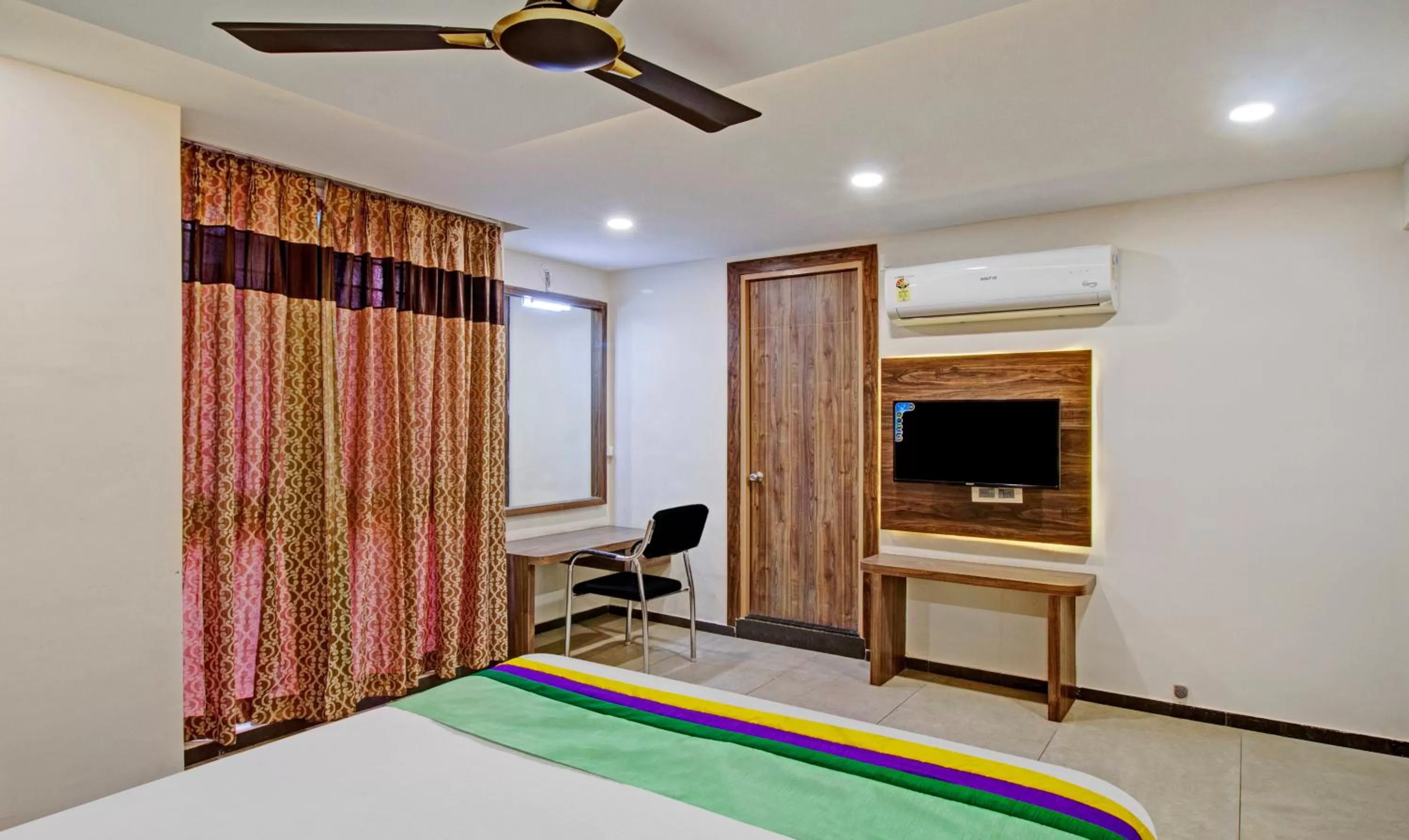 Bed in Treebo Usha Vasavi Alipiri Road, 2 Km From Tirupati Central Bus Station