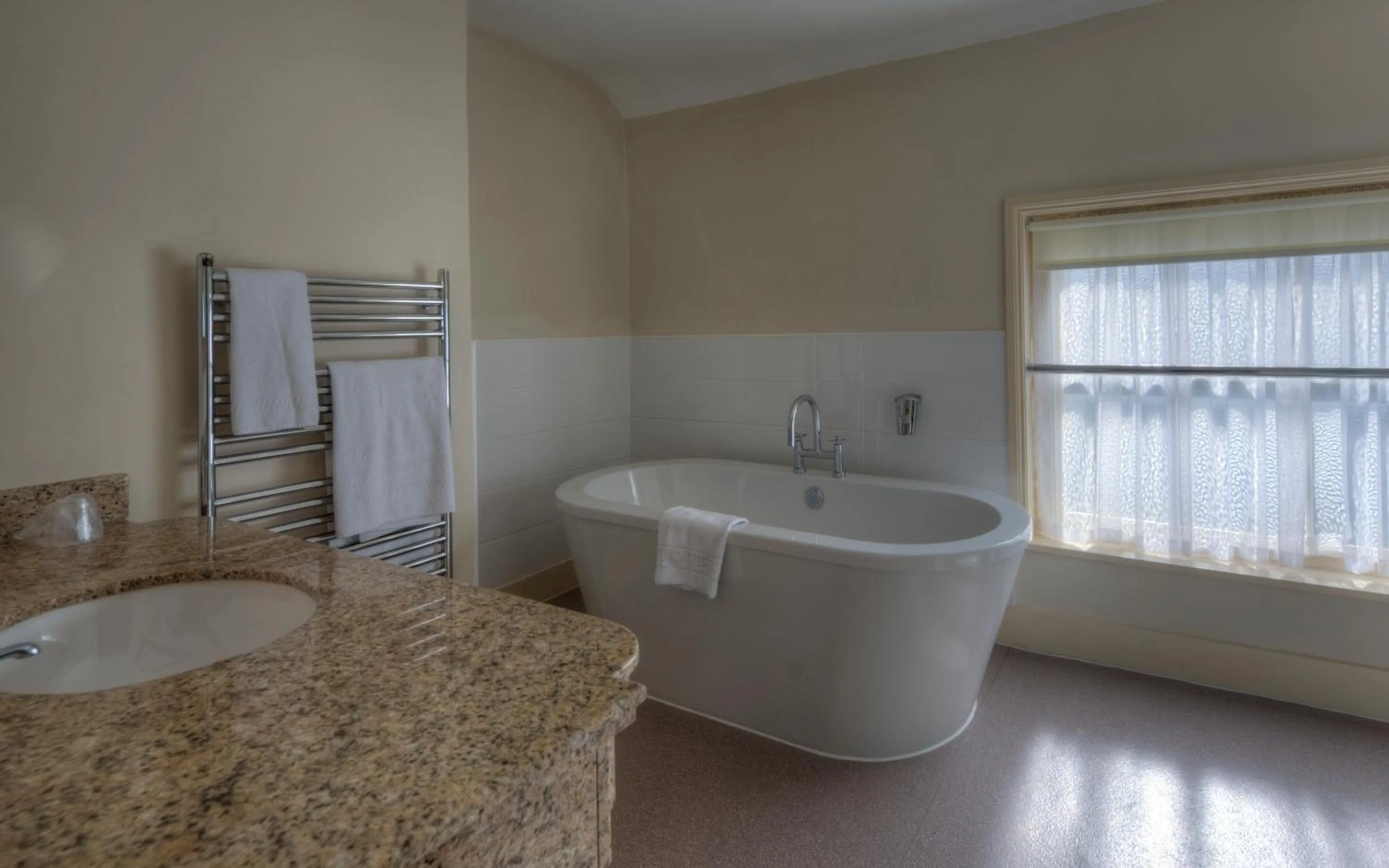 Day in Dog & Partridge by Chef & Brewer Collection