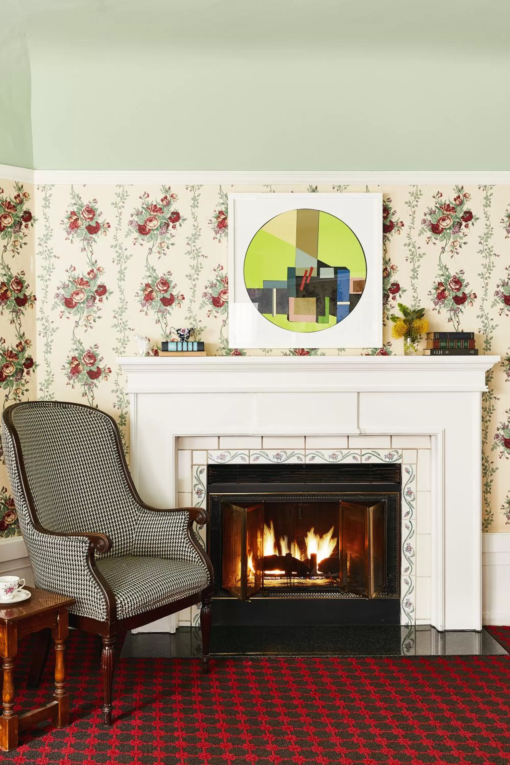 fireplace in White Swan Inn