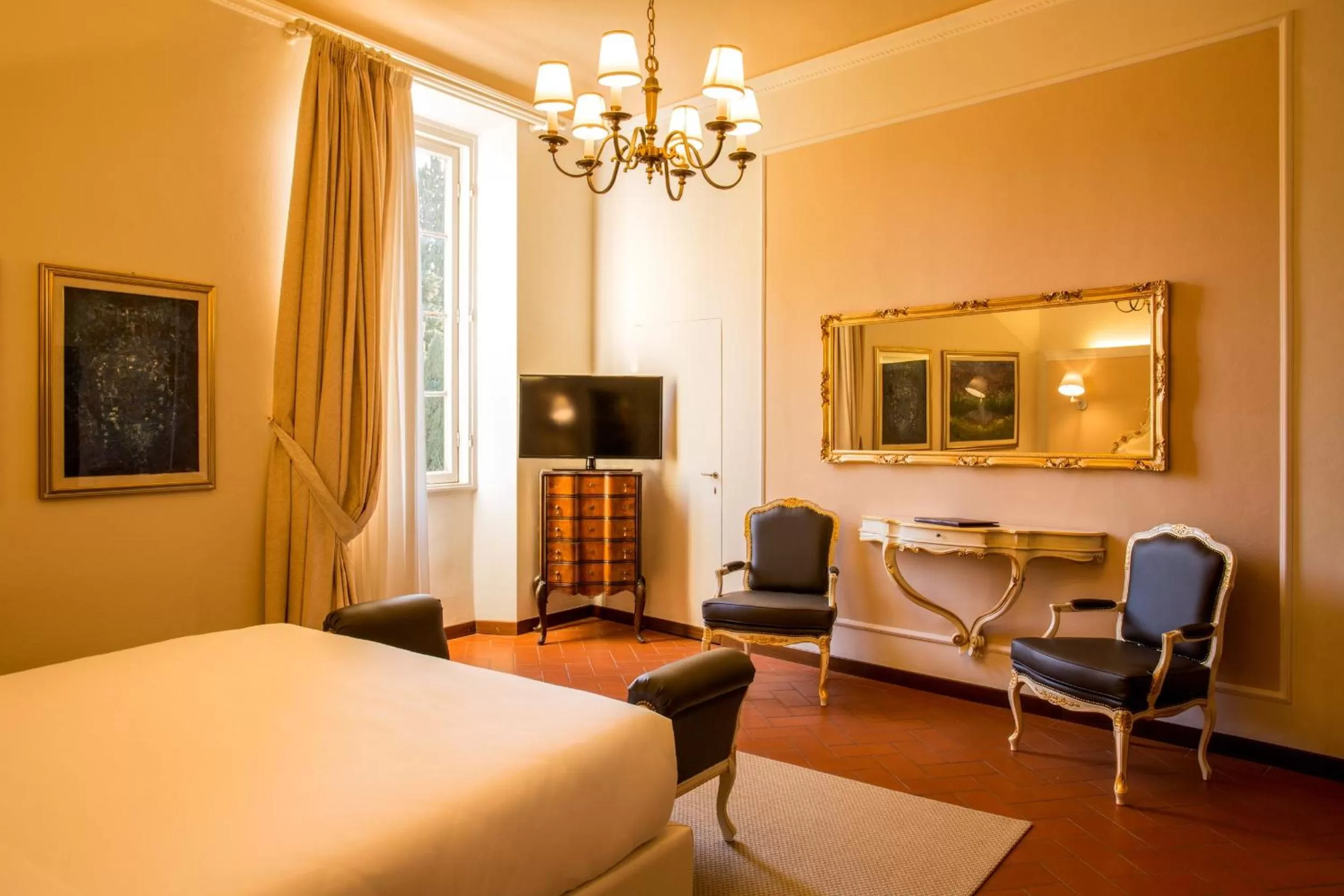 Bed in Art Hotel Villa Agape - Place of Charme