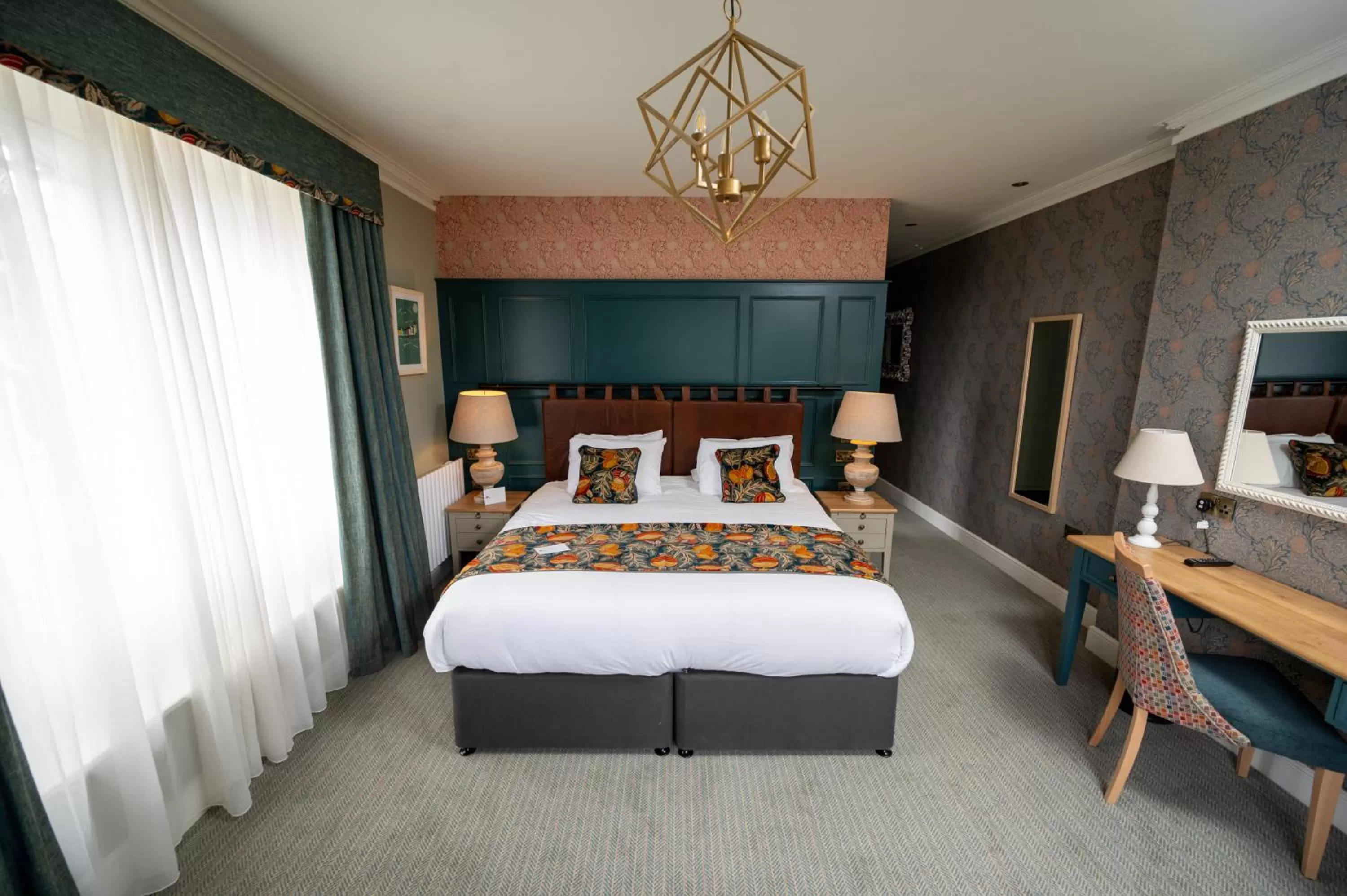 Bed in The Royal Inn by Chef & Brewer Collection