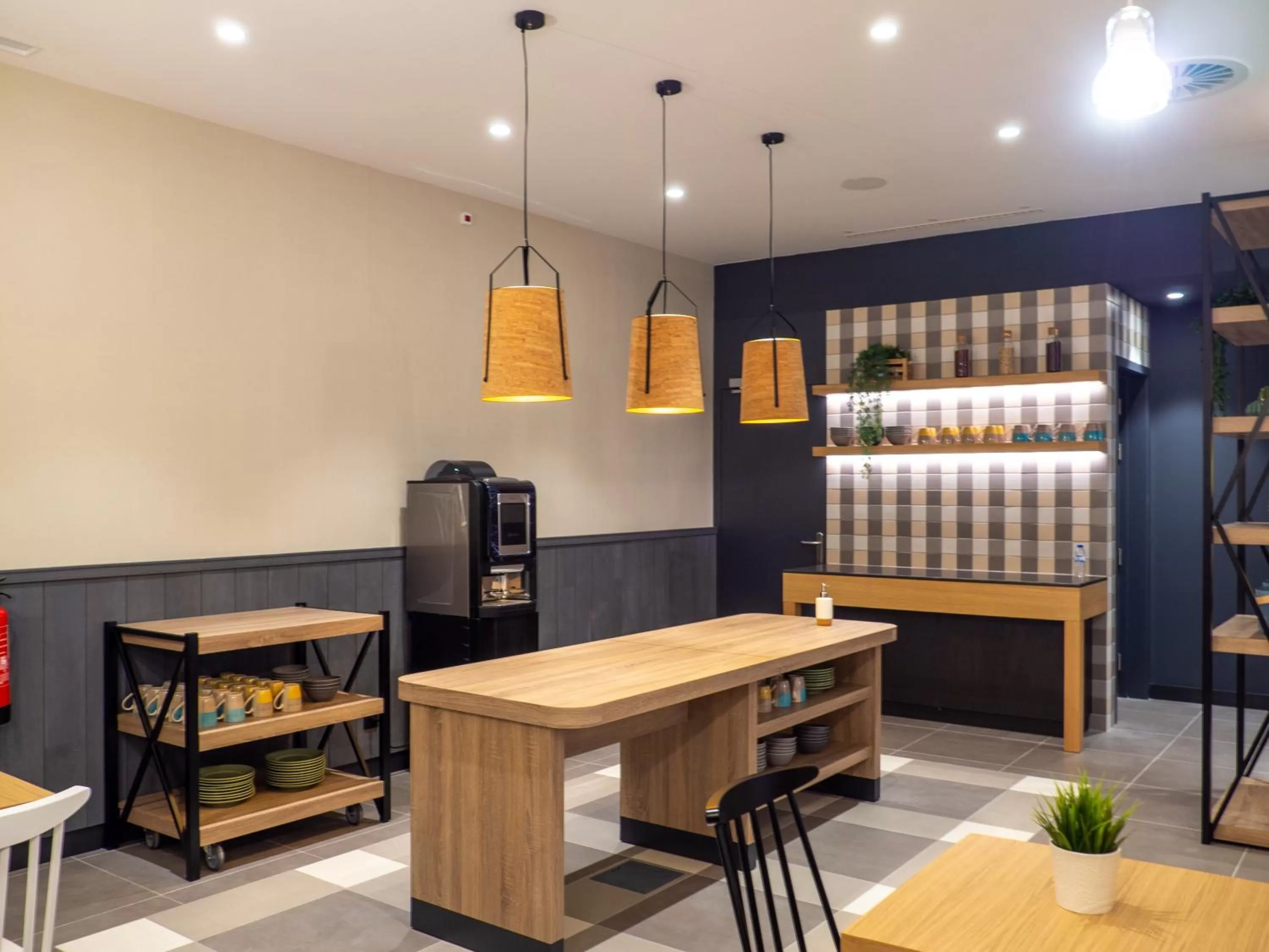 Lounge or bar in Campanile Caldas da Rainha