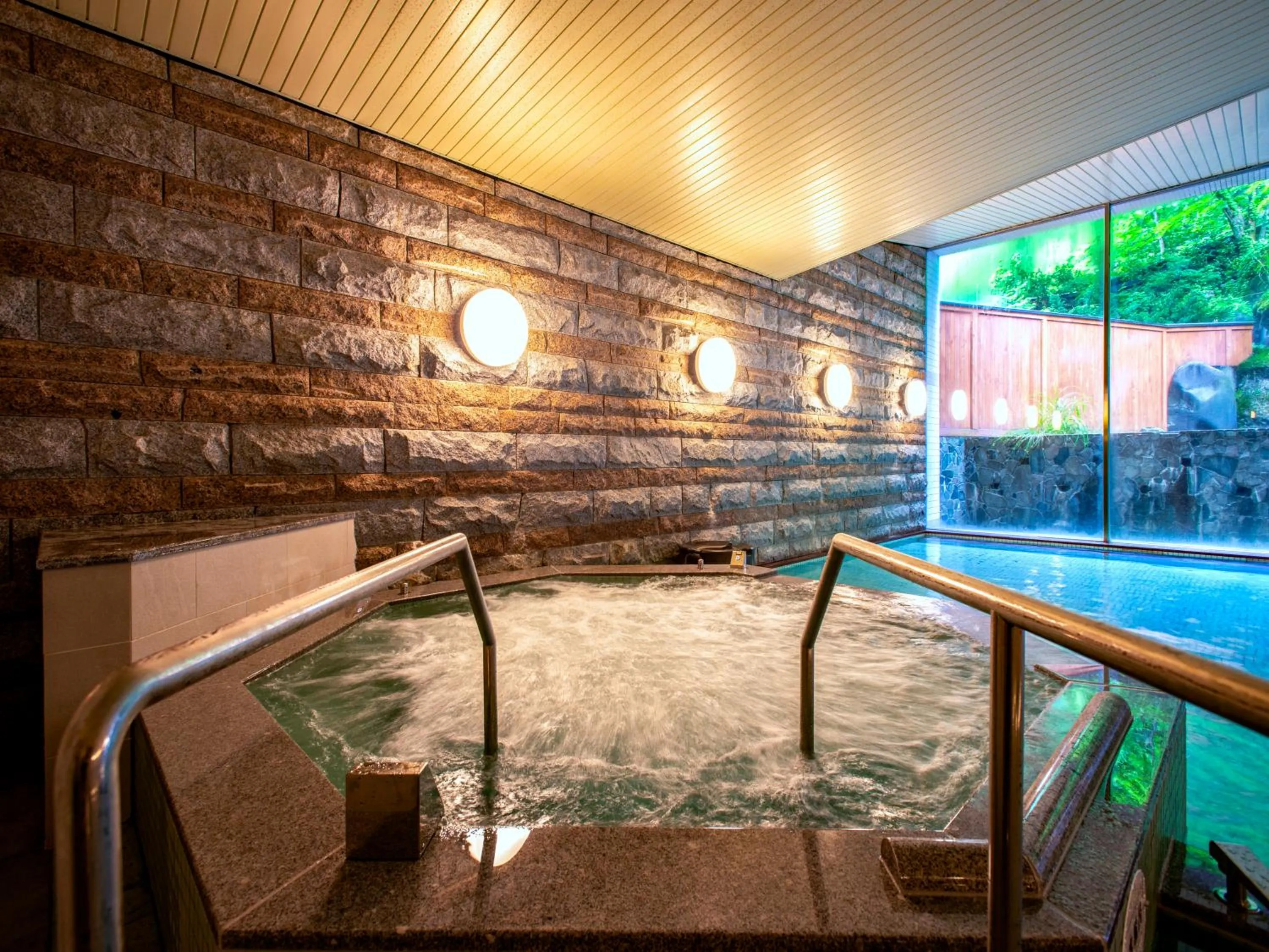 Hot Spring Bath in Yuzawa Toei Hotel