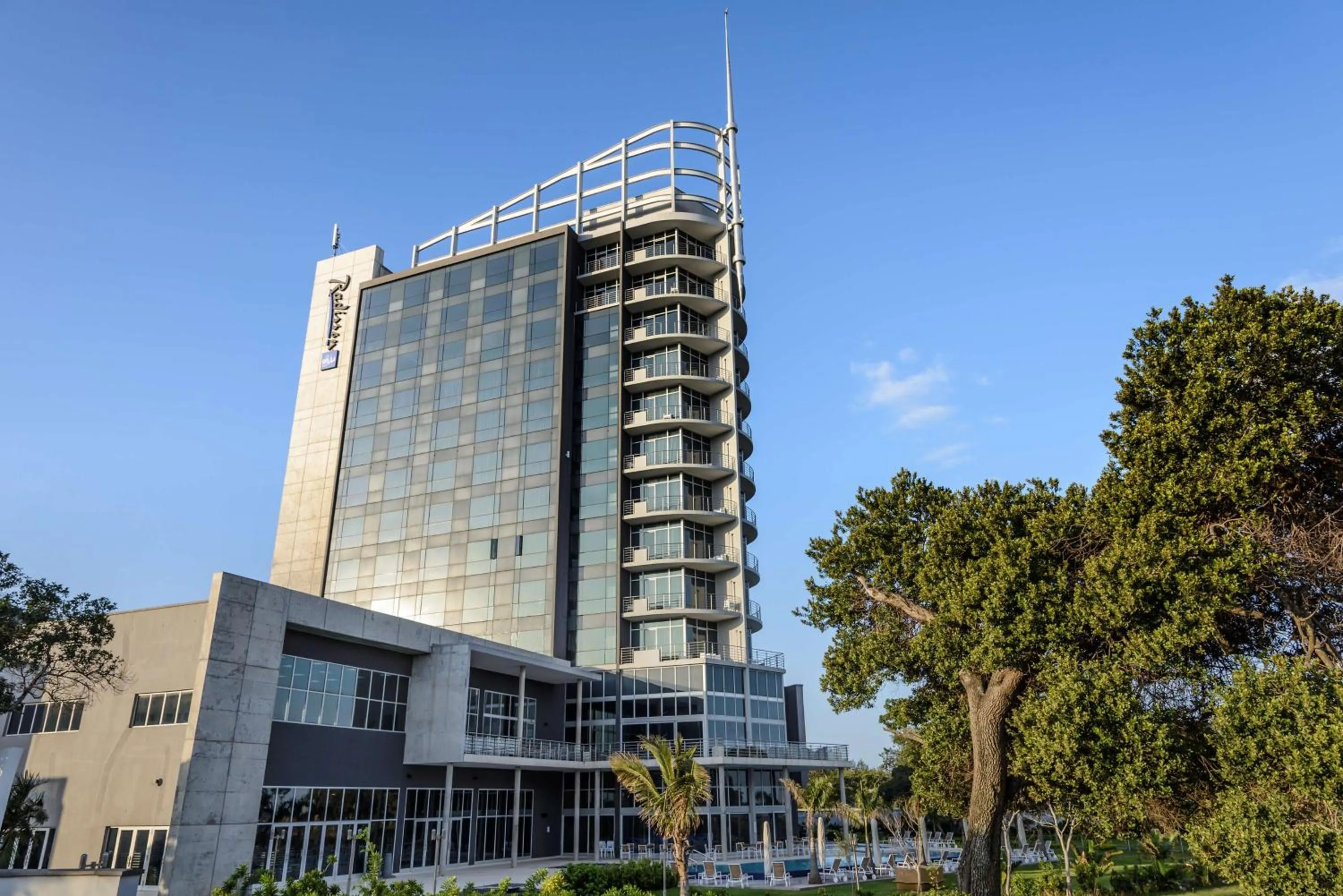 Property building in Radisson Blu Hotel & Residence Maputo