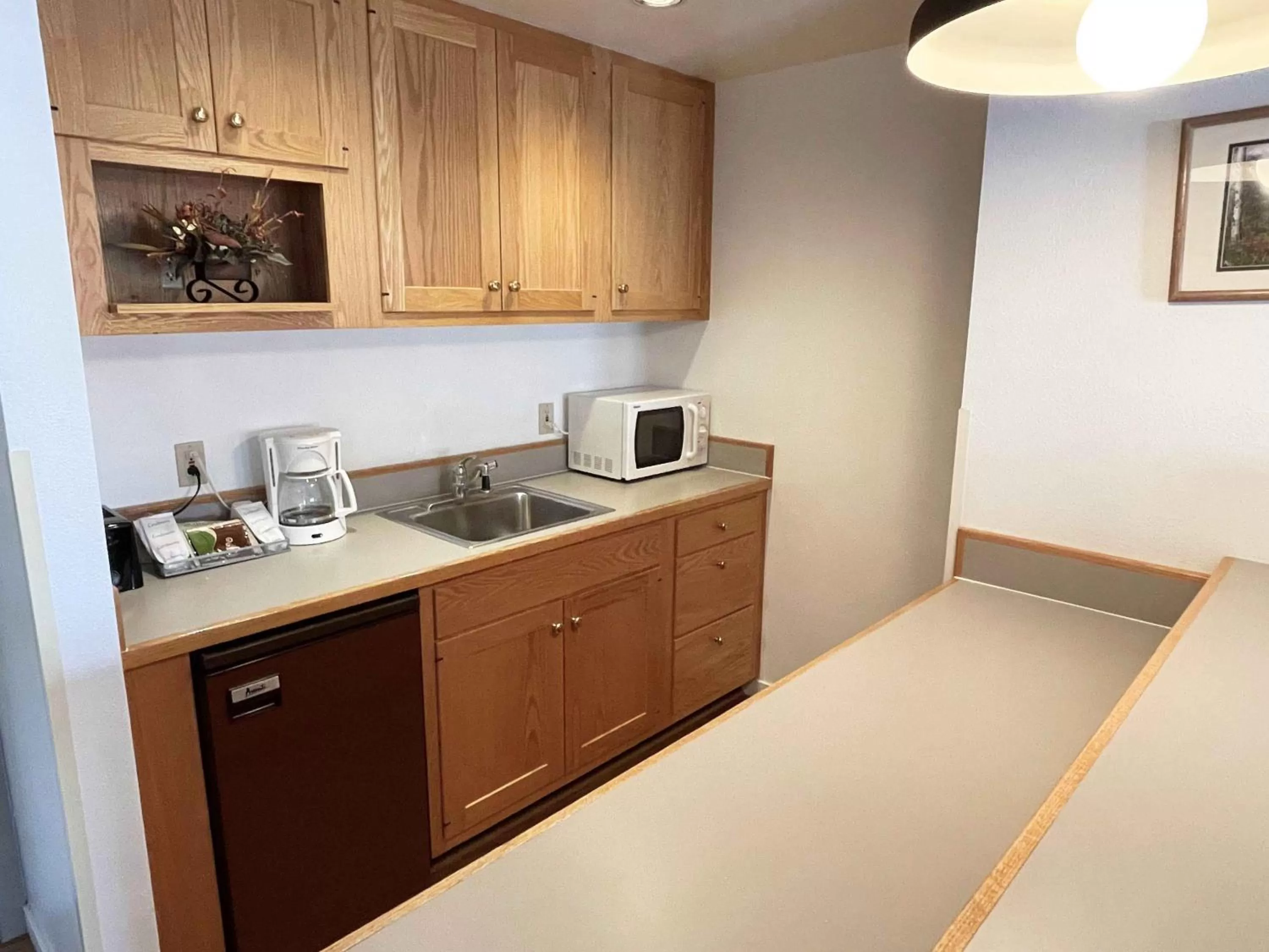 Kitchen or kitchenette, Kitchen/Kitchenette in Ranch Inn Jackson Hole