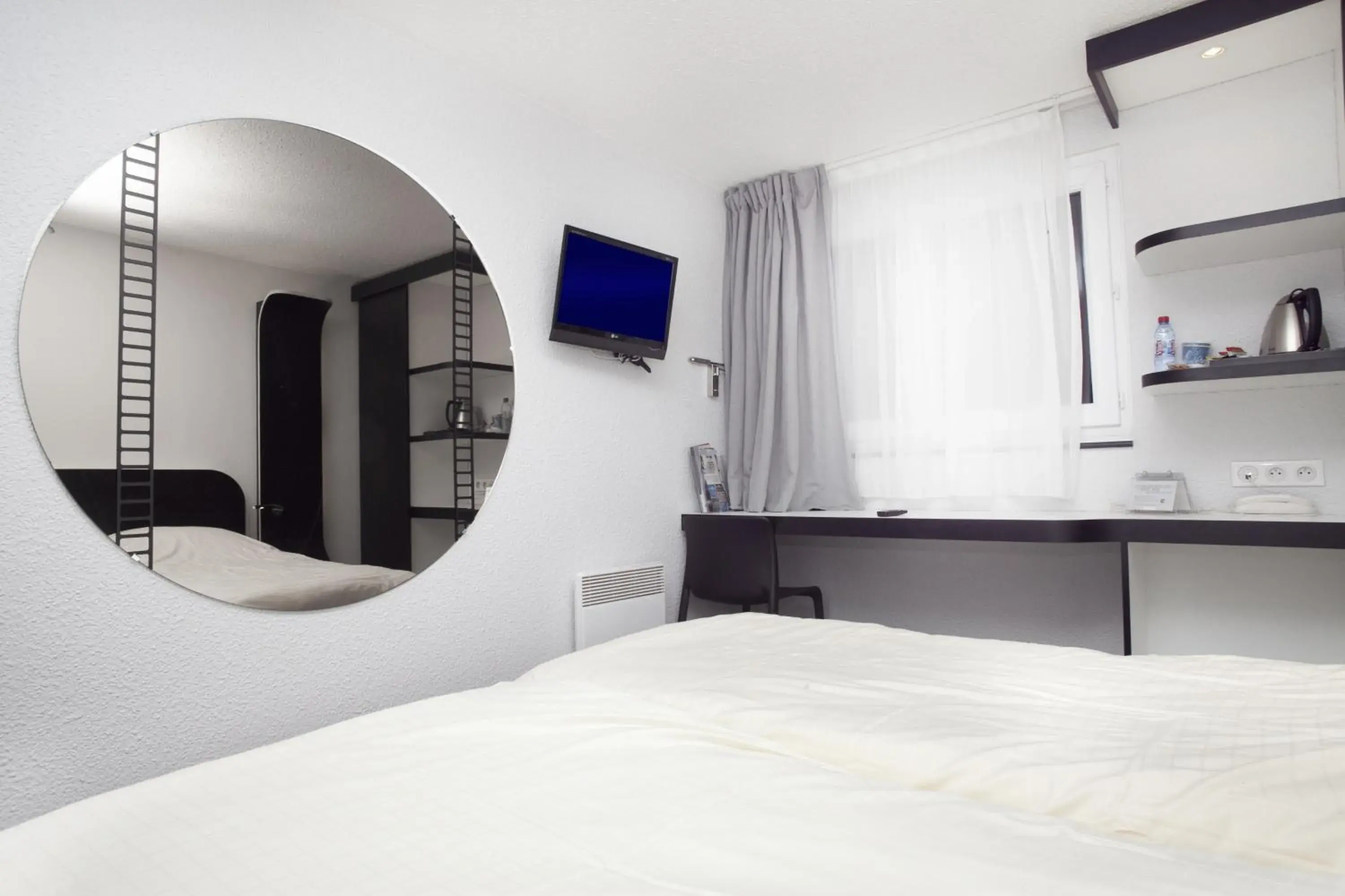 Twin Room in Kyriad Deauville - St Arnoult Twin Room in Kyriad Deauville - St Arnoult