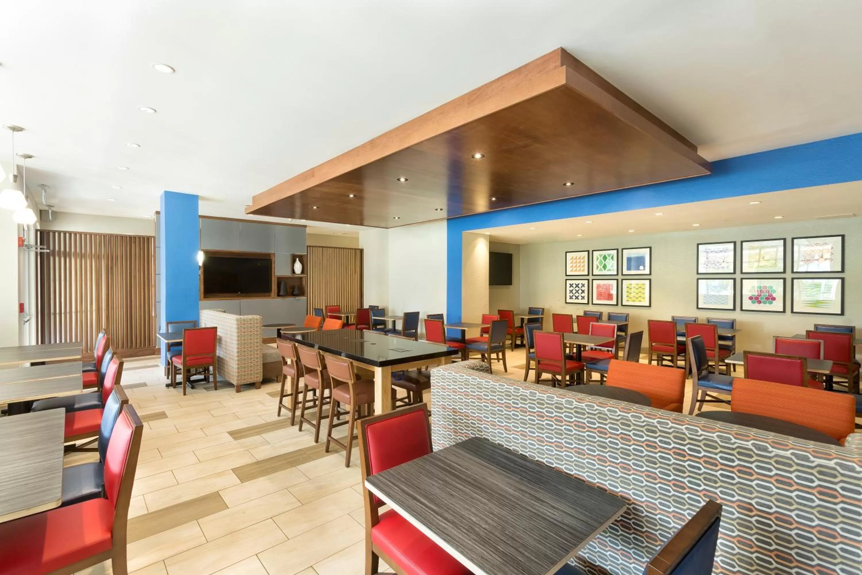 Breakfast in Holiday Inn Express & Suites S Lake Buena Vista by IHG