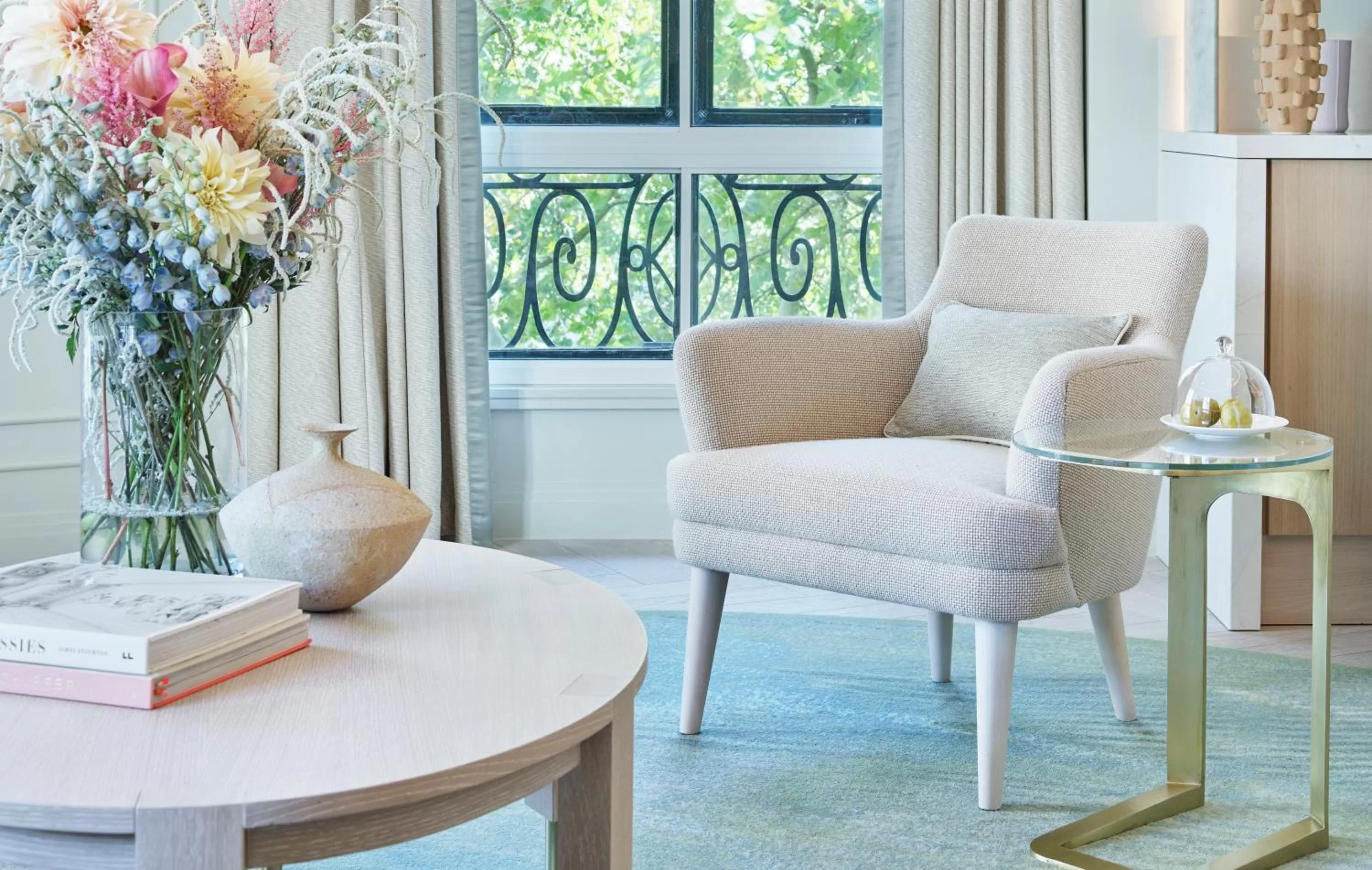 Decorative detail in One Aldwych