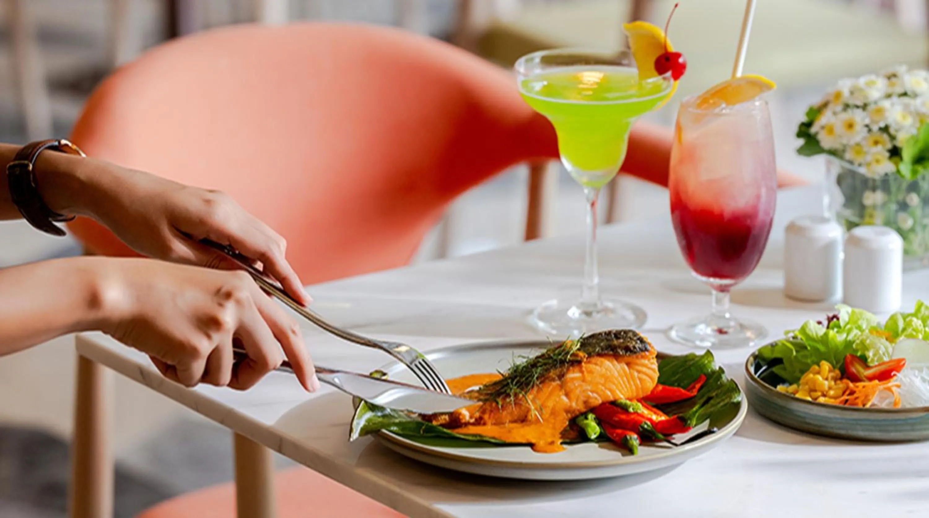 Food and drinks in Novotel Rayong Star Convention Centre