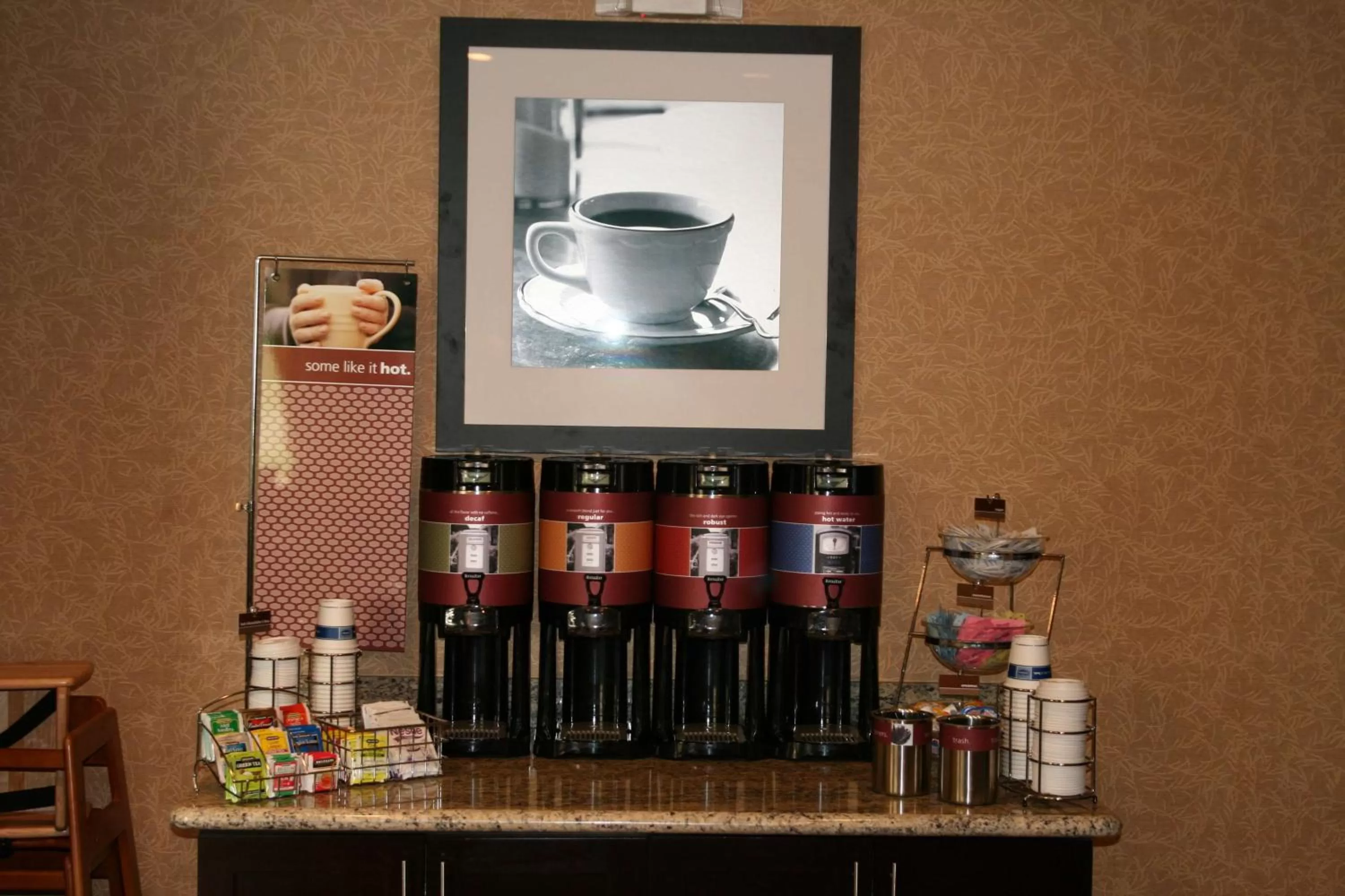 Dining area in Hampton Inn & Suites Buffalo